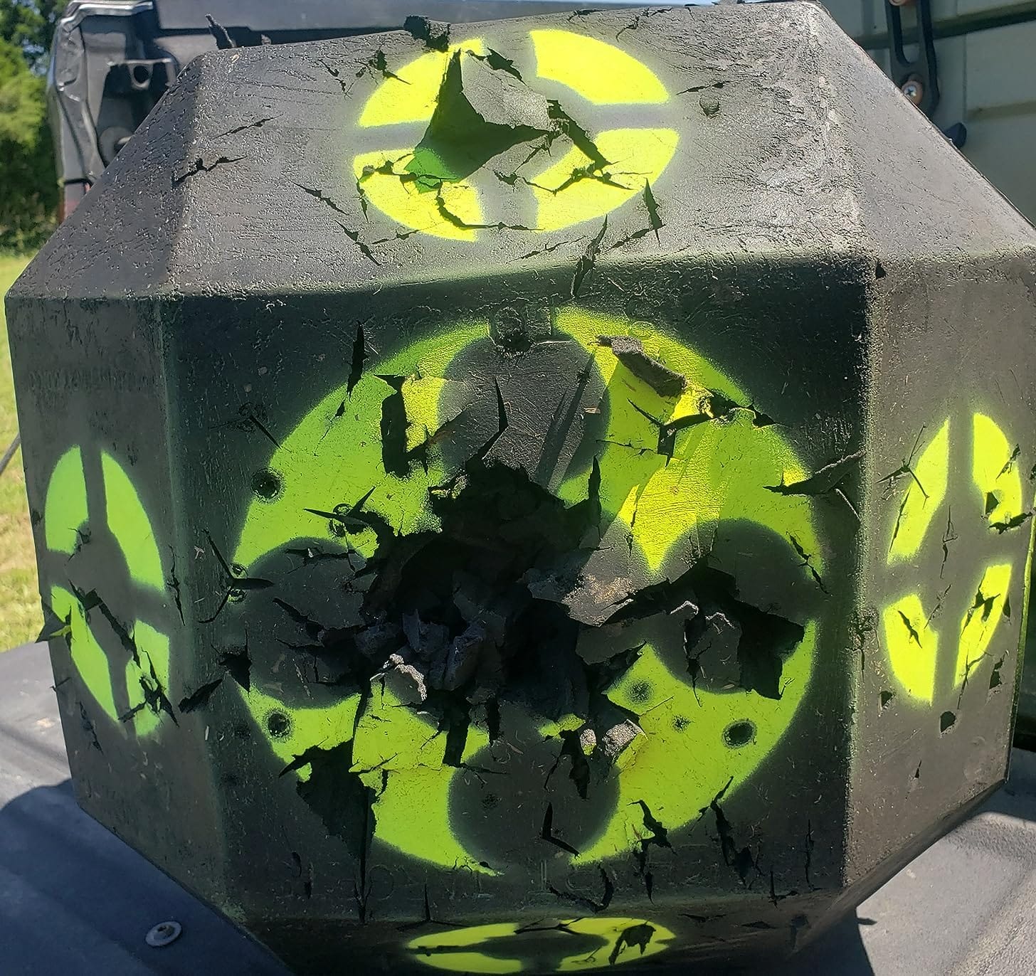 Rinehart 18-1 Archery Target | 18-Sided Multi-Purpose Archery Target | Broadhead & Field Point Compatible | Durable Self-Healing Foam | Made in USA customer photo 2