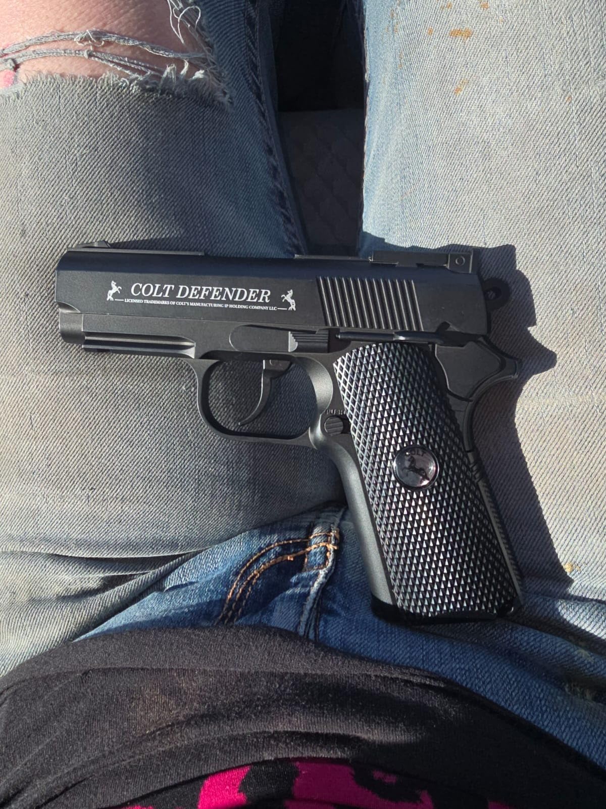 Umarex Colt Defender Semi Automatic Metal Frame .177 Caliber BB Gun Air Pistol customer photo 1
