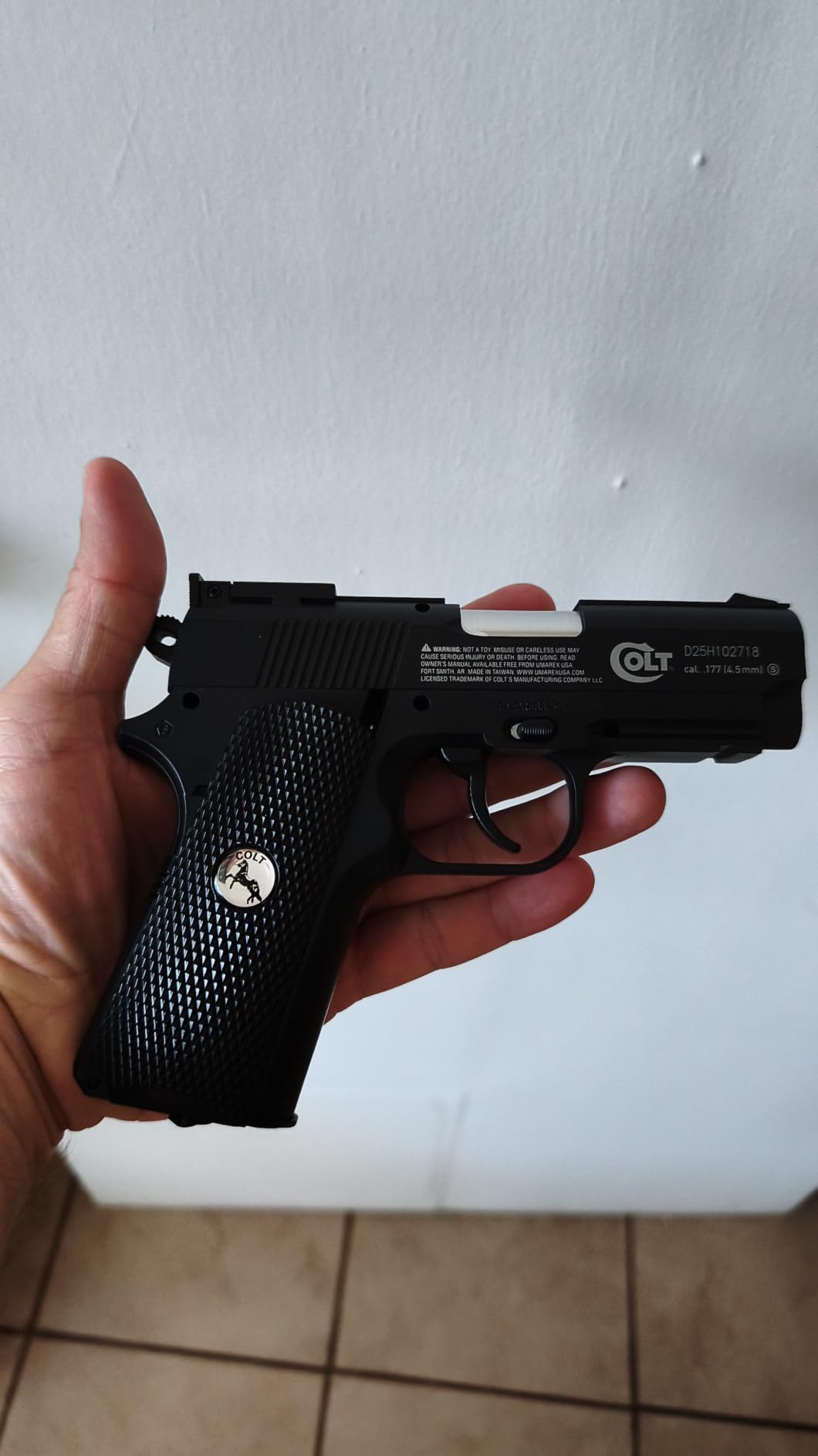 Umarex Colt Defender Semi Automatic Metal Frame .177 Caliber BB Gun Air Pistol customer photo 2