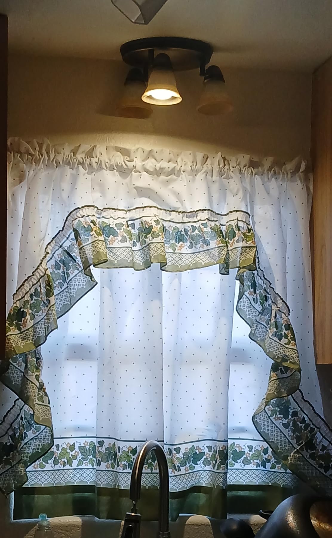 CHF & You Cottage Ivy Country Curtain Tier And Swag Set, Multi, 56-Inch X 36-Inch customer photo 1