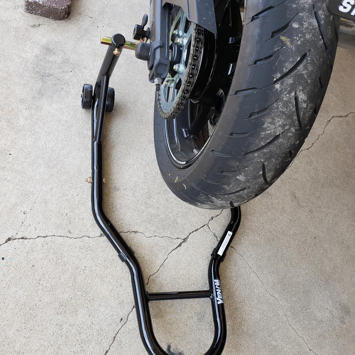 Venom Motorcycle Stand Lift, Front & Rear Combo, Universal Paddock Lift Stand customer photo 1