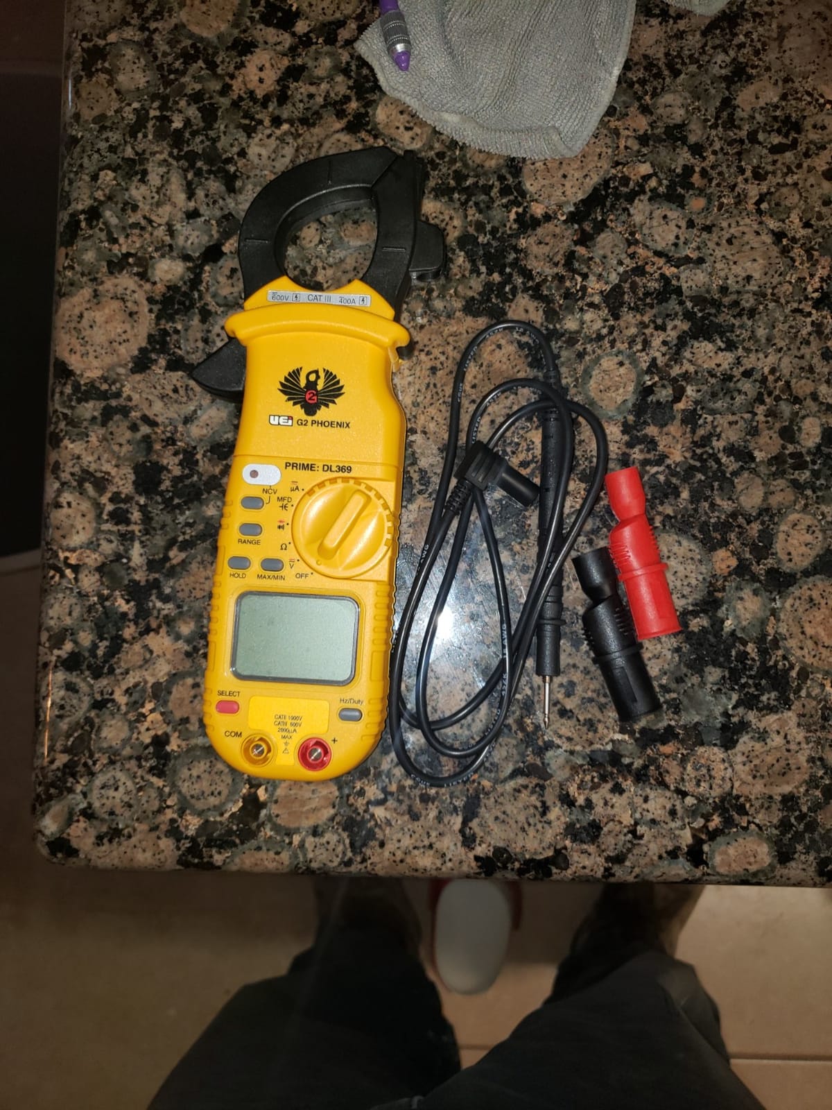 UEi DL369 Digital Clamp Meter HVAC Auto-Ranging 4000 Counts Volt Meter AC Amp Meter Measures AC Current AC/DC Voltage & Microamps Capacitance Resistance Diodes NCV Continuity Tester Live Wire Test customer photo 1