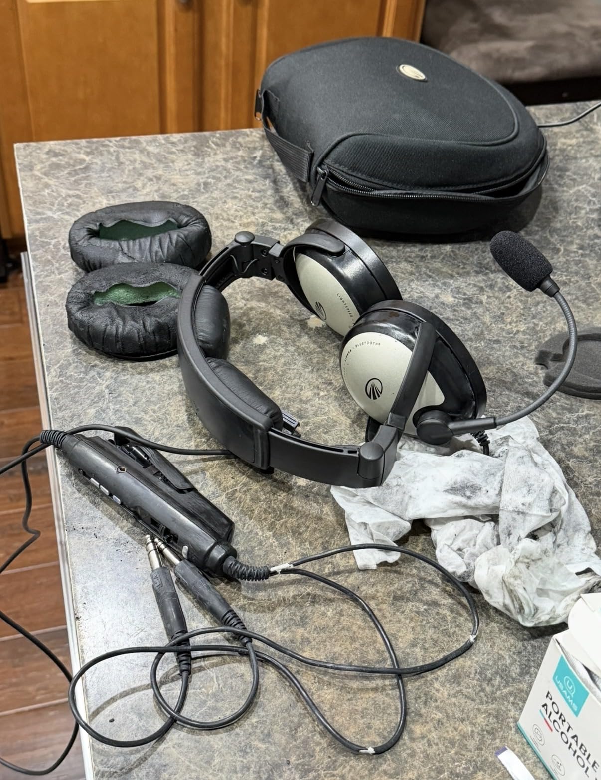 Lightspeed Aviation Sierra ANR Aviation Headset - Premium ANR Pilot Headset - Maximum Noise Canceling & Bluetooth Technology for Exceptional Communication customer photo 1