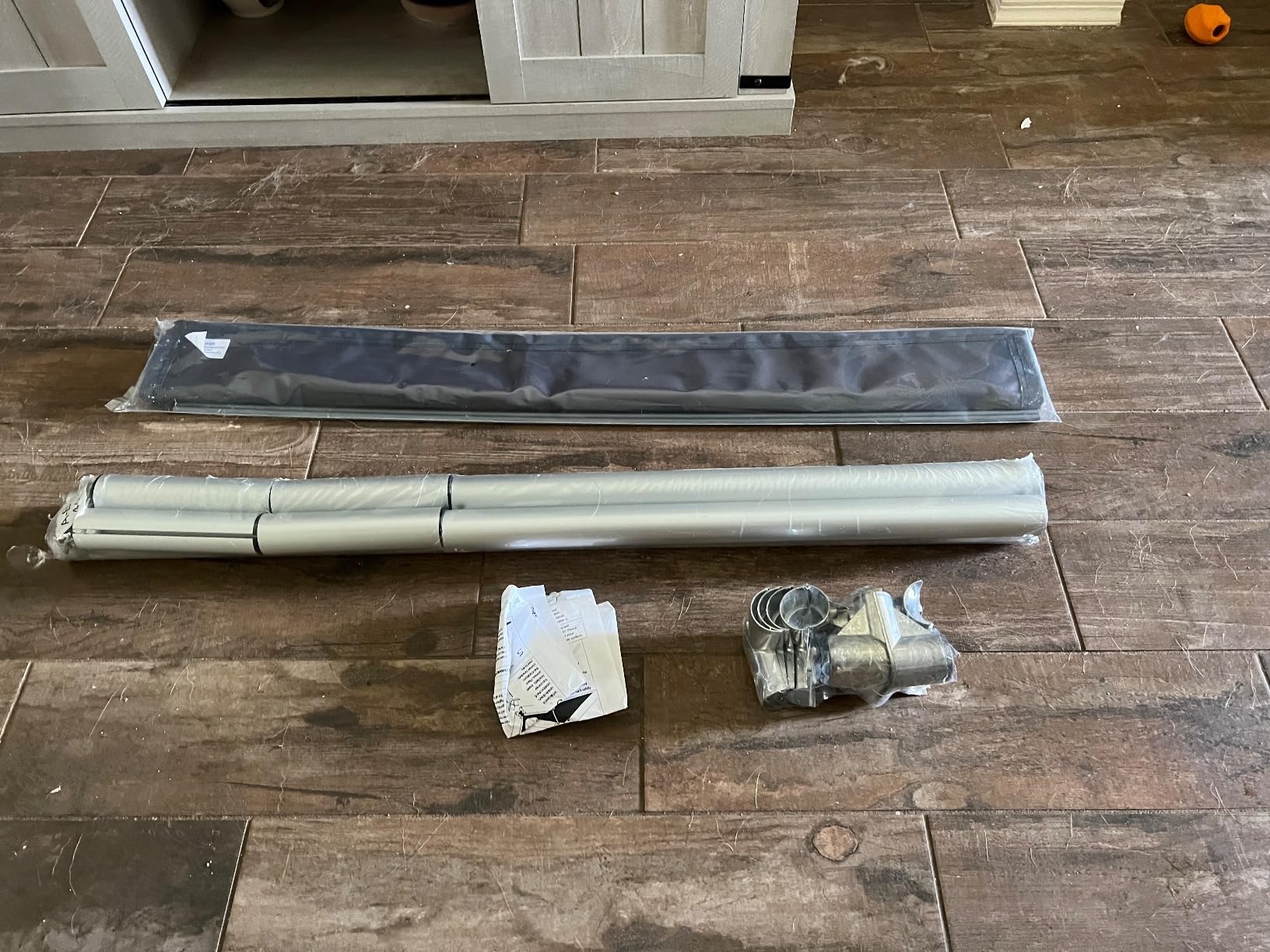 Kuranda Chewproof Elevated Dog Bed - Silver Aluminum - 35