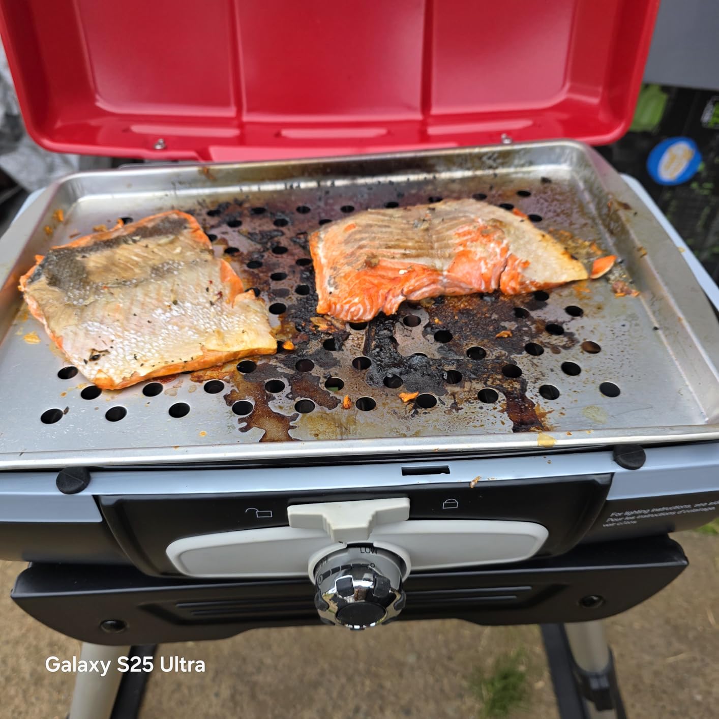 Cuisinart Gas Grill w/VersaStand, Petite Gourmet, Portable, 5,500 BTU | Compact propane grill with 150 sq. in. surface, ideal camping grill for 8 burgers or 6-10 chicken breasts, CGG-180 customer photo 2