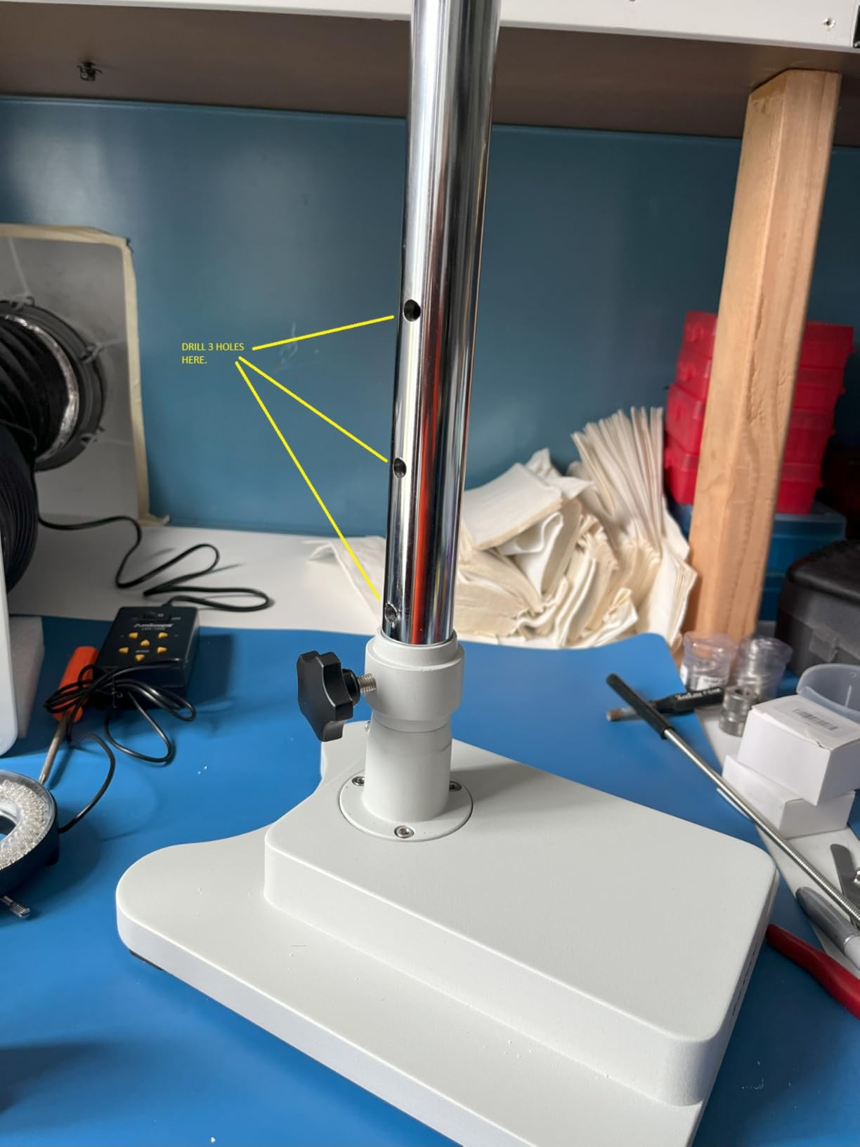AmScope SM-4TZ-144A Professional Trinocular Stereo Zoom Microscope, WH10x | 3.5X-90X Magnification Range 76mm Stereo Microscope Holder Ring 360° Multi-Axis Head Rotation Includes 0.5X Barlow customer photo 1