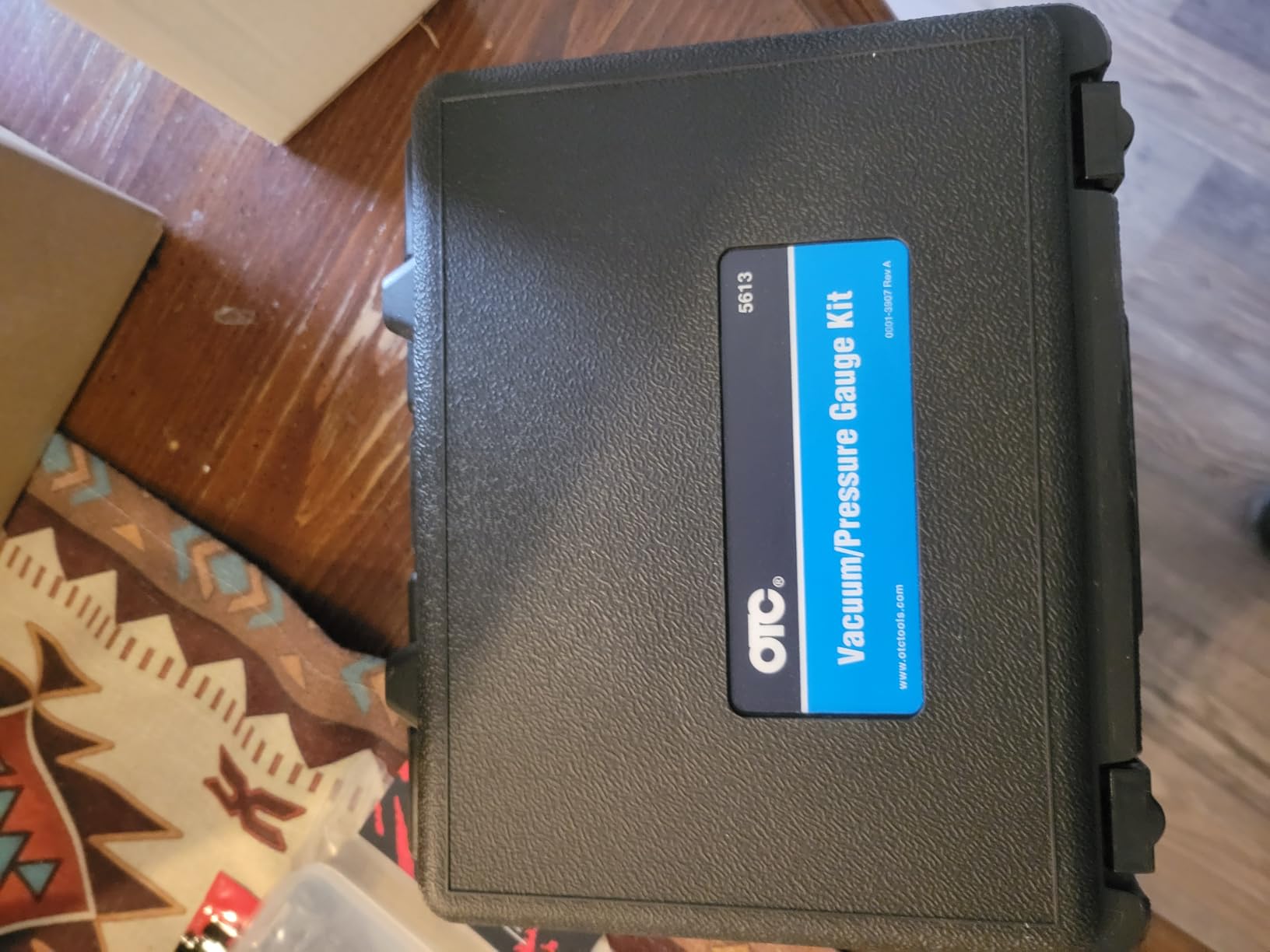 OTC 5613 Vacuum/Pressure Gauge Kit with Storage Case | Test Vacuum Lines, Low Pressure Fuel Systems & More - Quickly Diagnose Problems like Bad Rings, Valves & Leaking Head Gaskets customer photo 2
