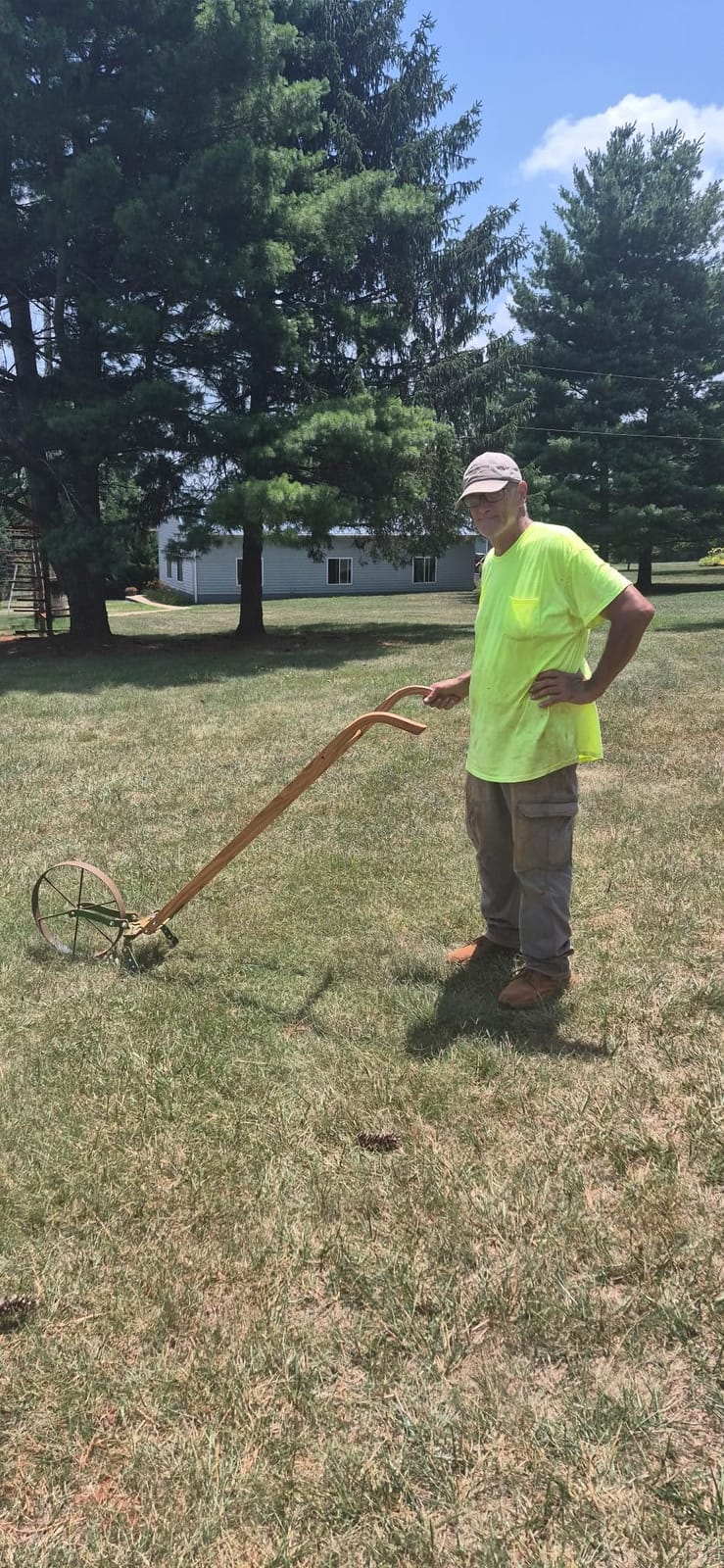Hoss Single Wheel Hoe | Cultivate, Weed, Plow and Maintain Your Garden! customer photo 1