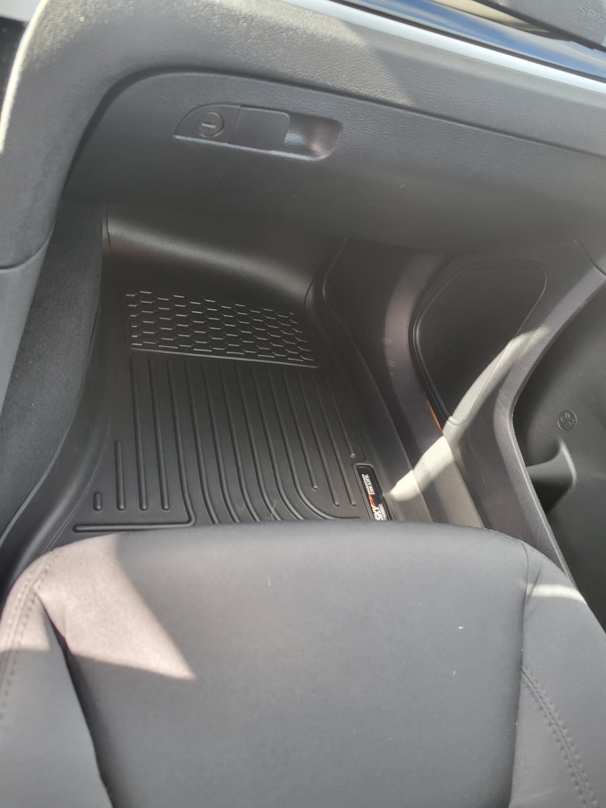 Husky Liners Weatherbeater Floor Mats | Fits 2011-2024 Chrysler 300 & Dodge Charger (Rear Wheel Drive only) | Front & 2nd Row, 3-pc Black - 98061 customer photo 2