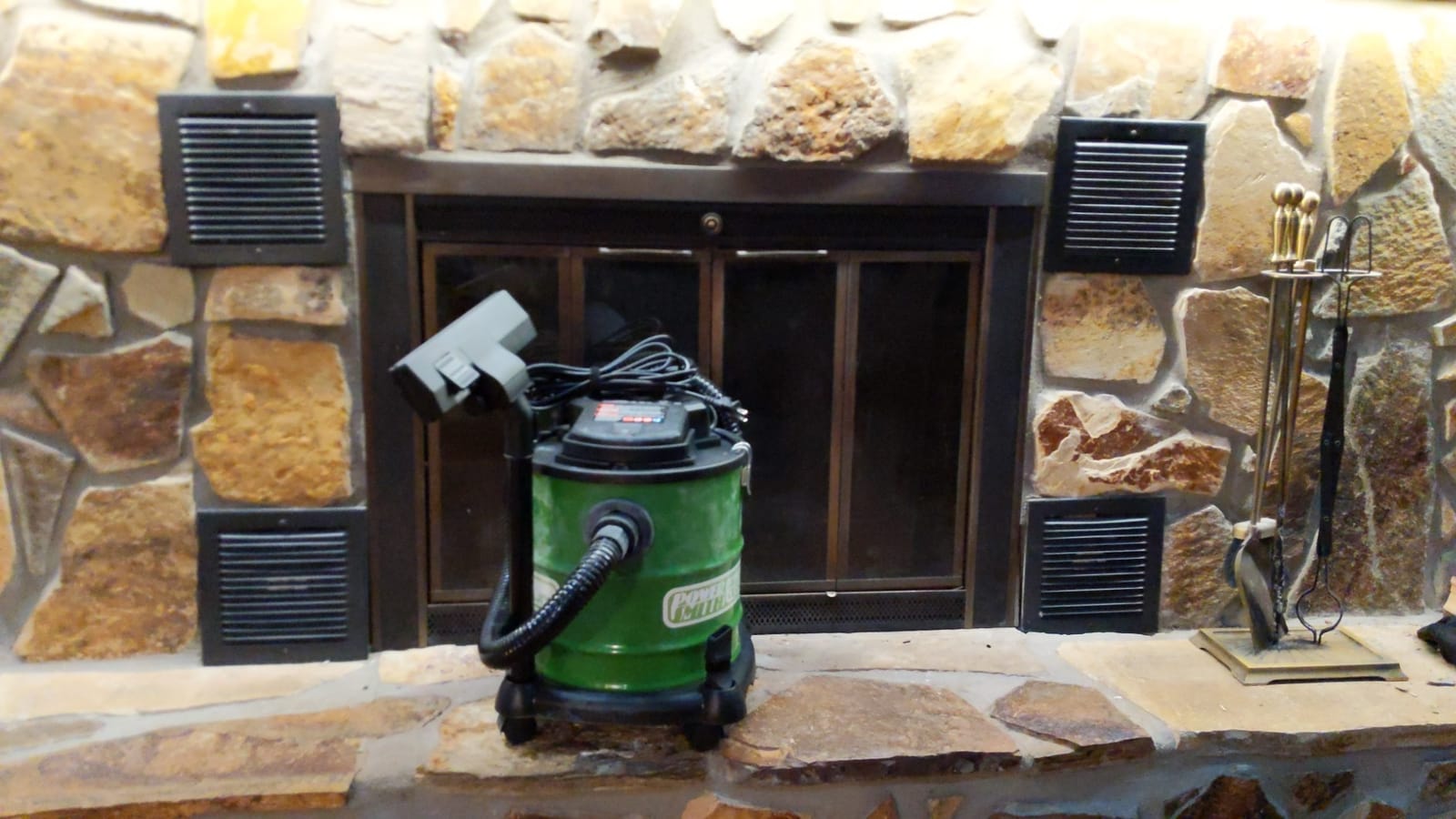 PowerSmith PAVC101 10 Amp Ash Vacuum, Green / Black customer photo 1
