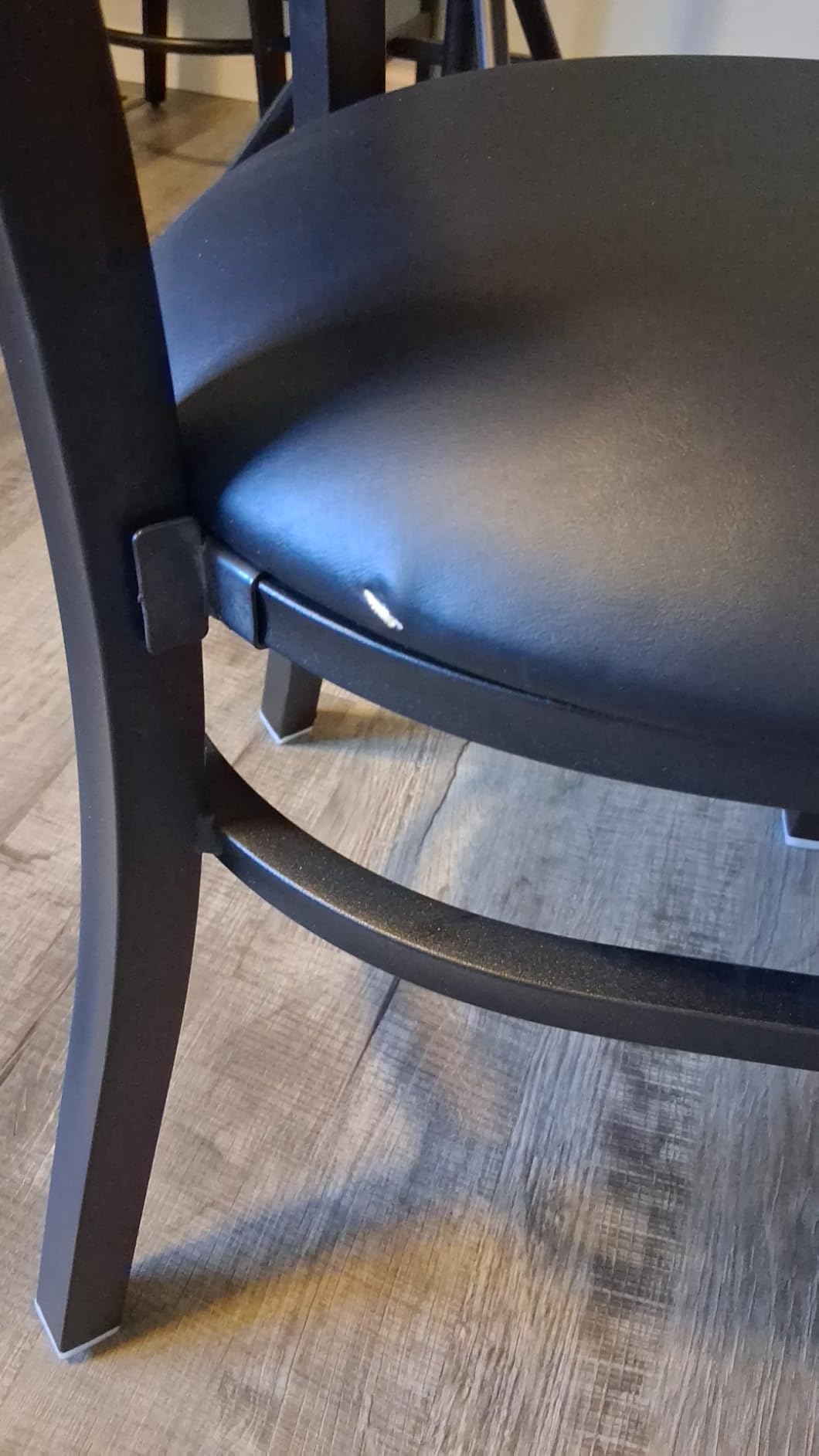 Flash Furniture Hercules Series Commercial Ladder Back Restaurant Chairs, Modern Lightweight Metal Dining Chairs with Padded Seats, Set of 2, Black customer photo 1