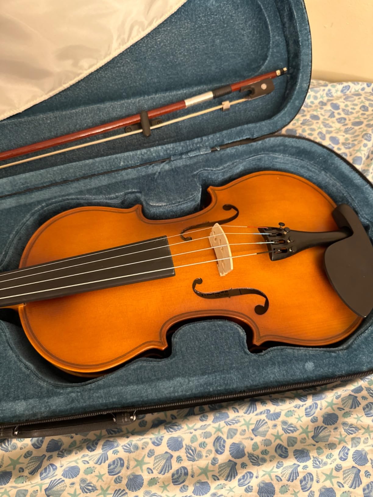 Mendini by Cecilio 12-Inch Solid Wood Viola Set for Beginners - Hand Carved Acoustic Viola Kit with Hard Case, Bow, Rosin, Bridge and Extra Strings (Satin Antique) customer photo 2