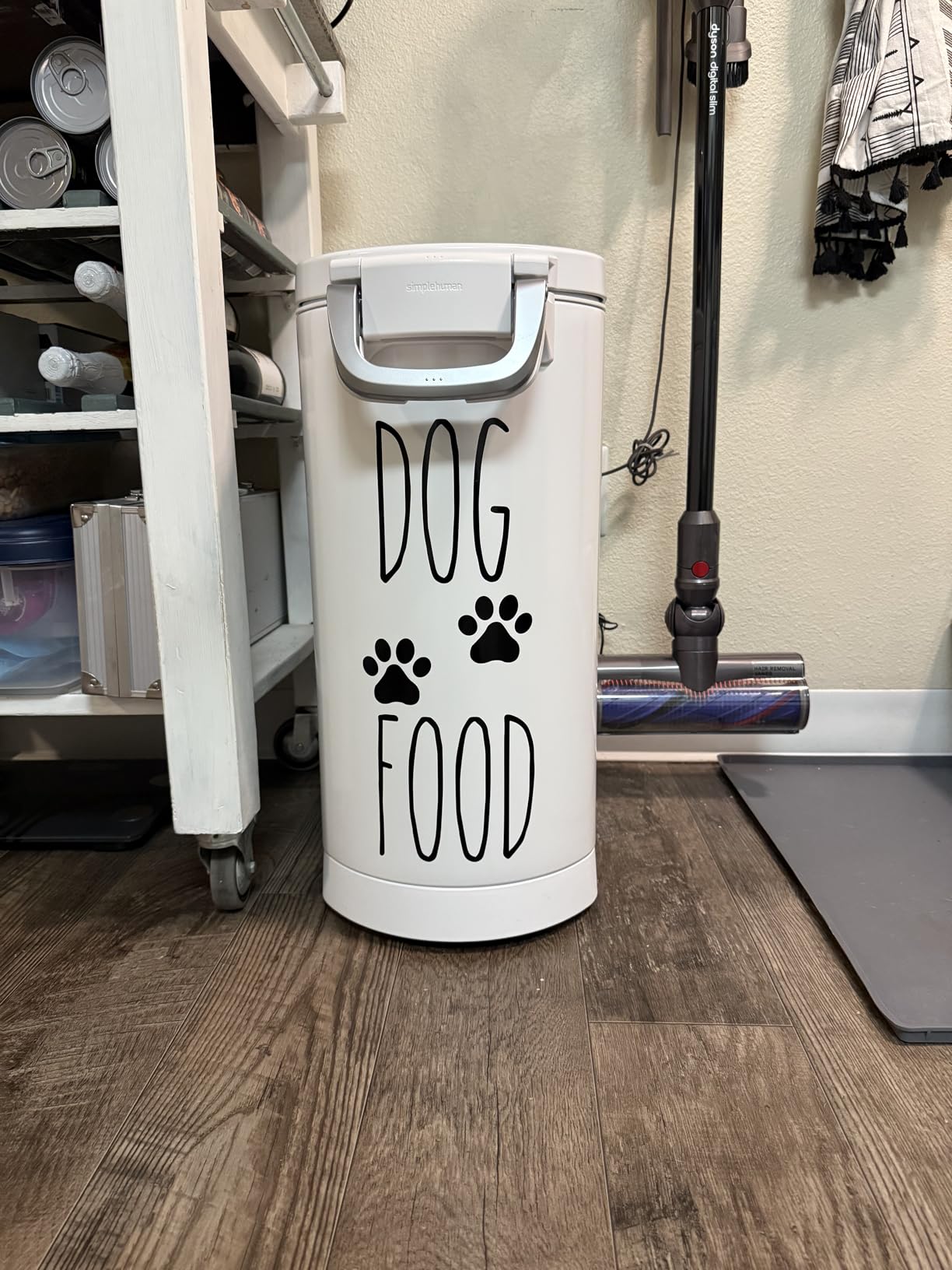 simplehuman 35 Liter, 40 lb / 18.1 kg X-Large Pet Food Storage Container for Dog Food, Cat Food, and Bird Feed, Brushed Stainless Steel customer photo 1
