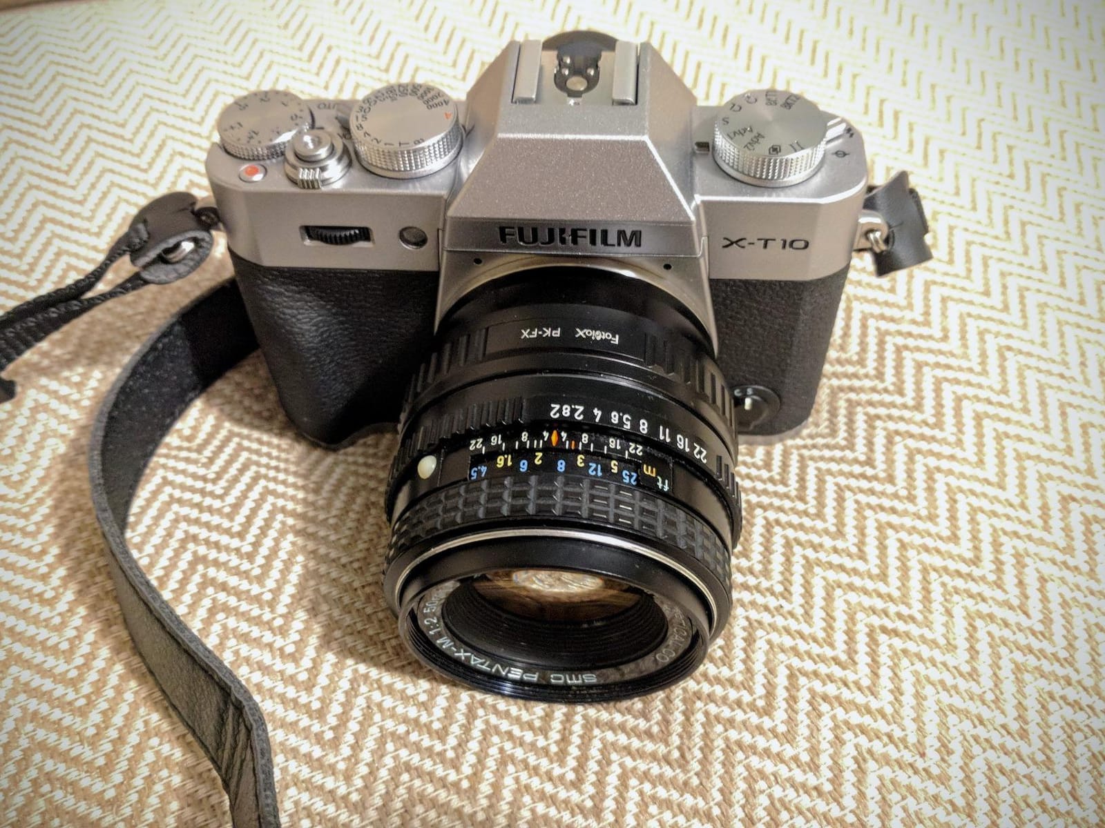 Fotodiox Lens Mount Adapter Compatible with Pentax K Mount (PK) SLR Lens on Fuji X-Mount Cameras customer photo 1