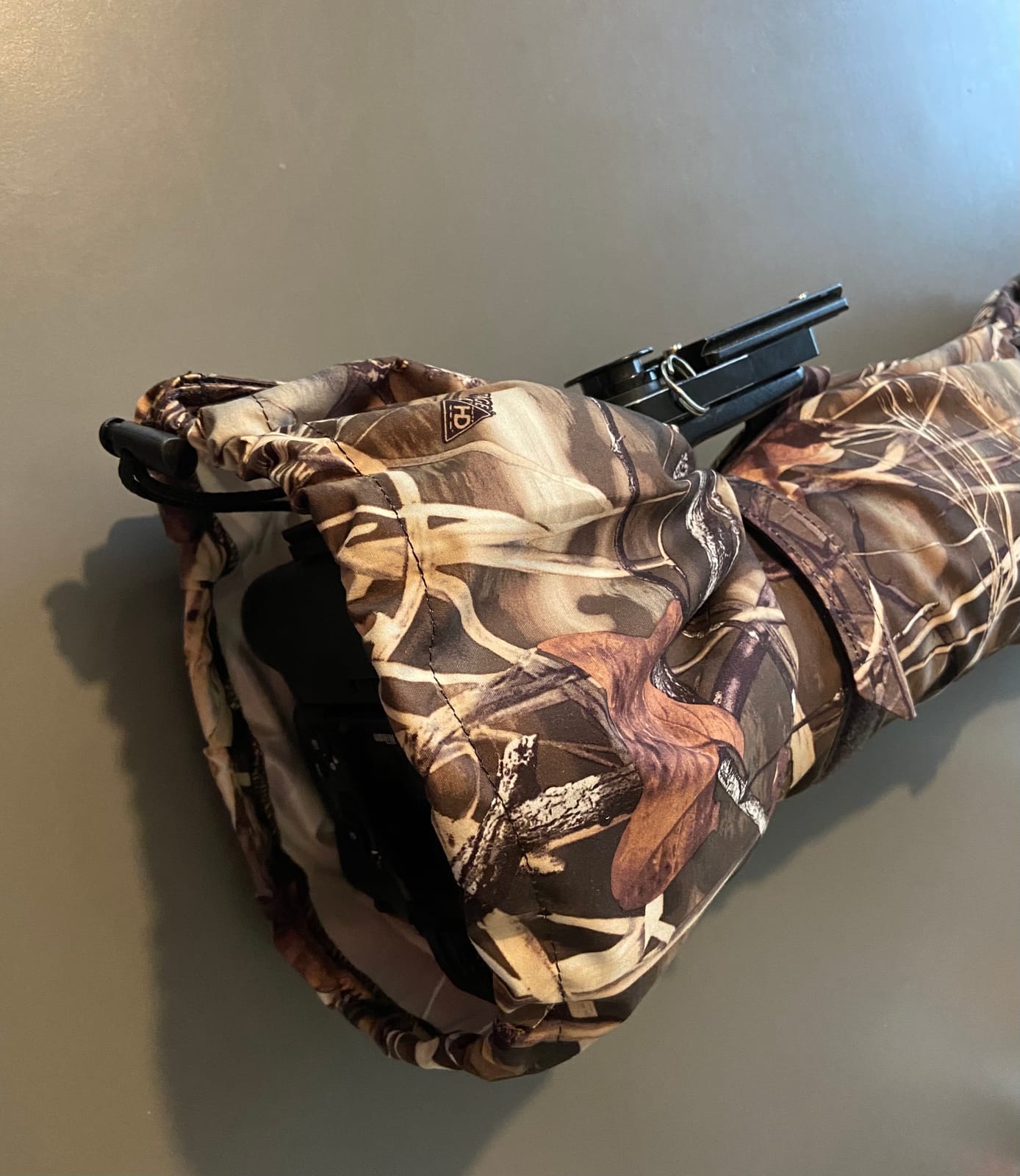 LensCoat RainCoat RS for Camera and Lens, Large Rain cover sleeve camouflage protection (Realtree Max4 HD) LCRSLM4 customer photo 1