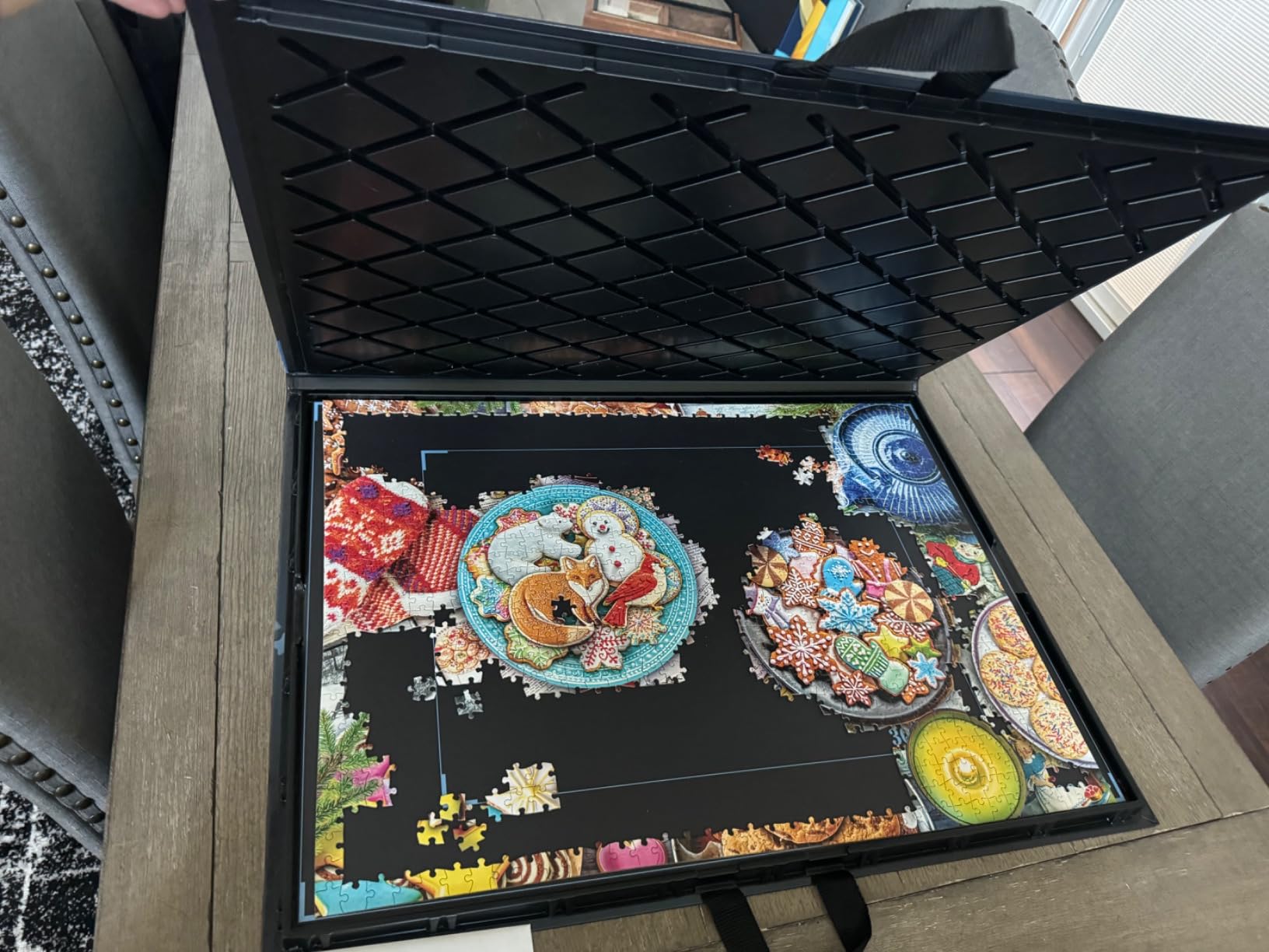 Ravensburger Puzzle-Store Storage System 17962 - Ideal for Puzzles up to 1000 Pieces, 28 x 20 inches, Secure Snap-Tight Closure, Convenient Transport Handles customer photo 2
