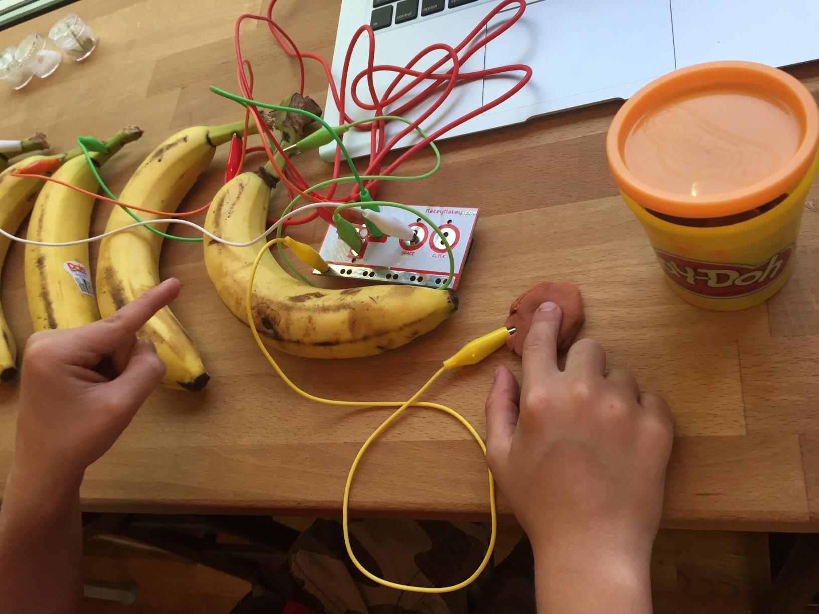 Makey Makey STEM Kit from Joylabz, Educational Science Kits, 1000s of Engineering and Computer Coding Activities customer photo 2