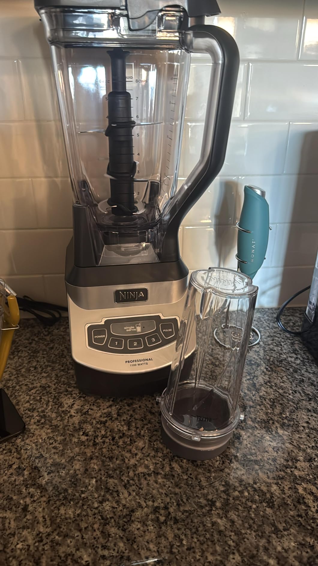 Ninja BL660 Professional Compact Smoothie & Food Processing Blender, 1100-Watts, 72-oz Pitcher customer photo 1