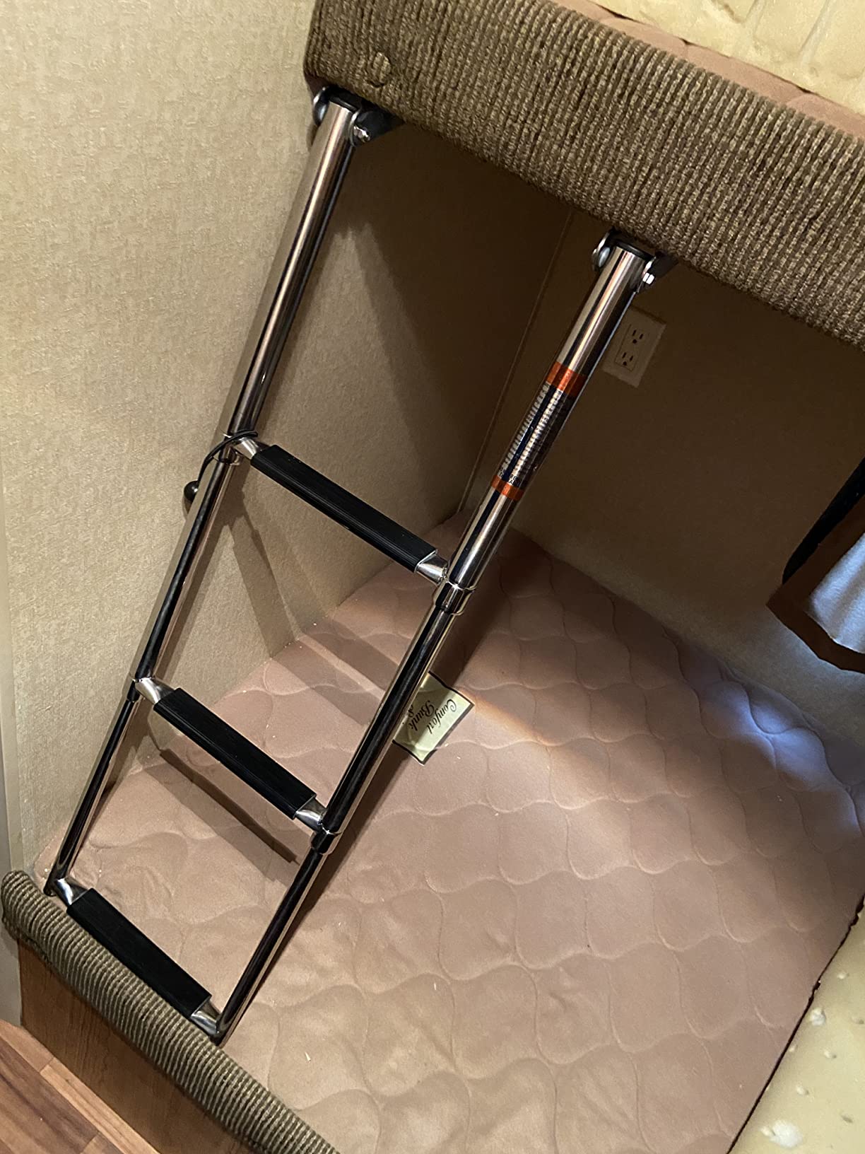 Amarine Made 3 Step Stainless Steel Telescoping Boat Ladder Swim Step customer photo 2