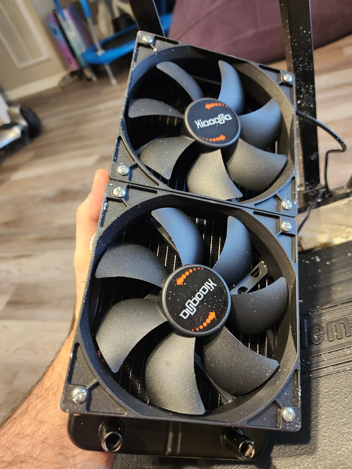 Coleman Xtreme Rolling Cooler with Wheels, Extra-Walled Insulation Keeps Ice up to 5 Days customer photo 2