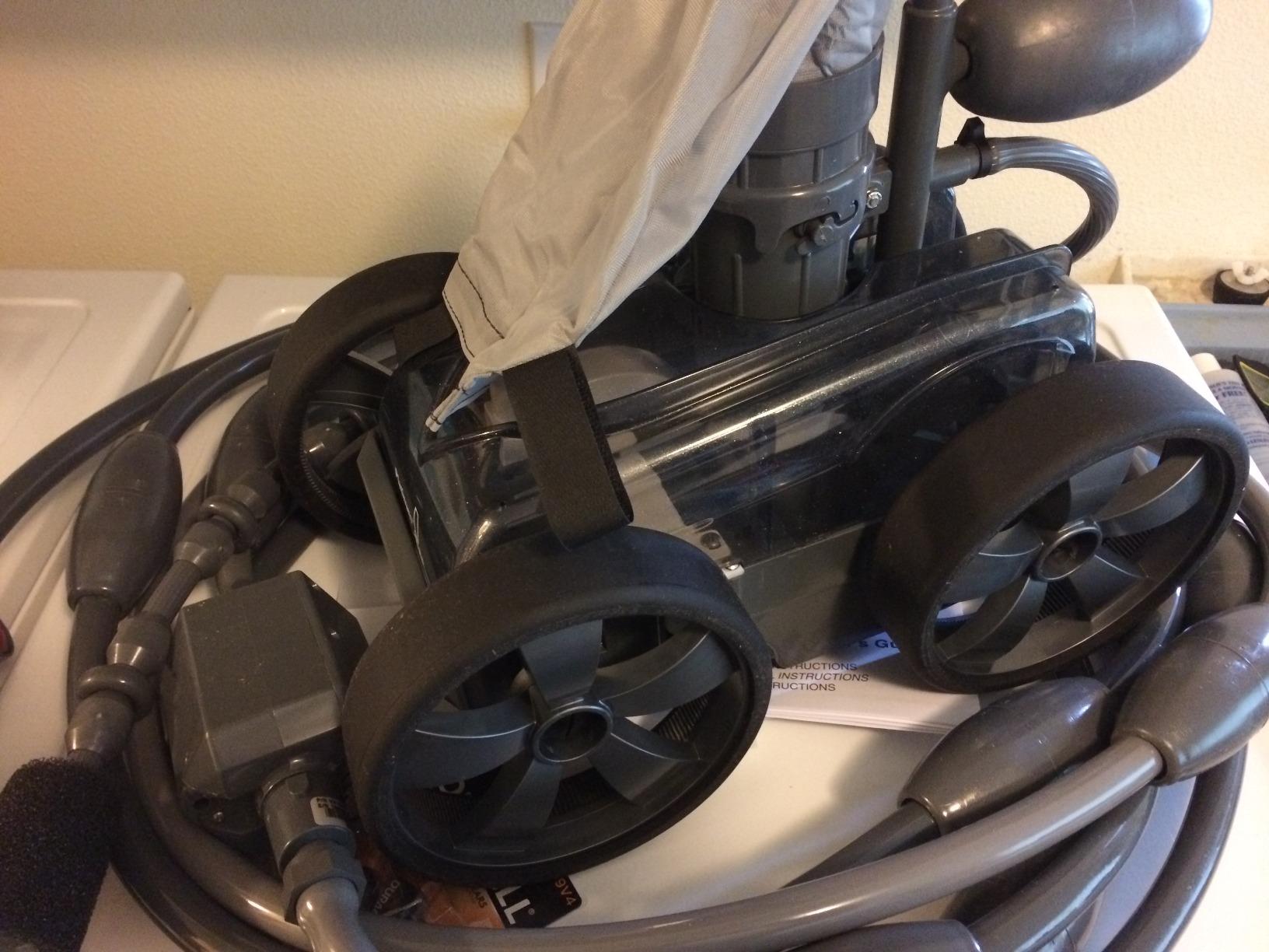 Pentair LL505PMG Kreepy Krauly Platinum Pressure-Side Inground Automatic Pool Cleaner, Gray customer photo 2