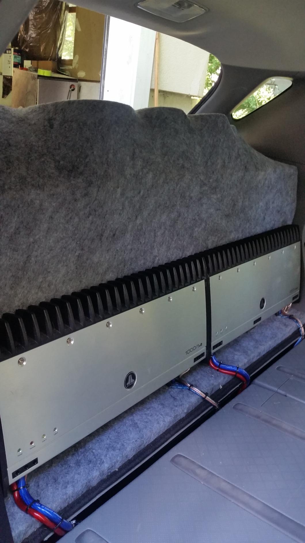 NVX True 10 Farad Stiffening Hybrid Capacitor | With Digital Display and Built-in Distribution Block customer photo 1