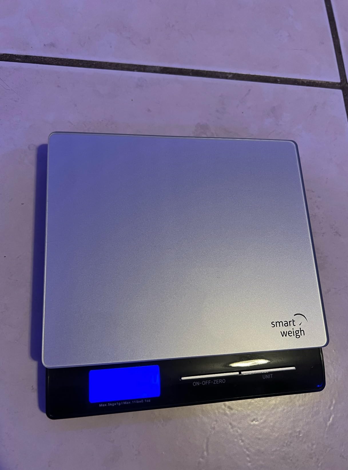 Smart Weigh Professional USPS Postal Scale with Tempered Glass Platform, Multiple Weighing Modes and Tare Function, Silver Shipping Scale, Platform Scale, 11 pounds/ 5 Kilograms customer photo 1
