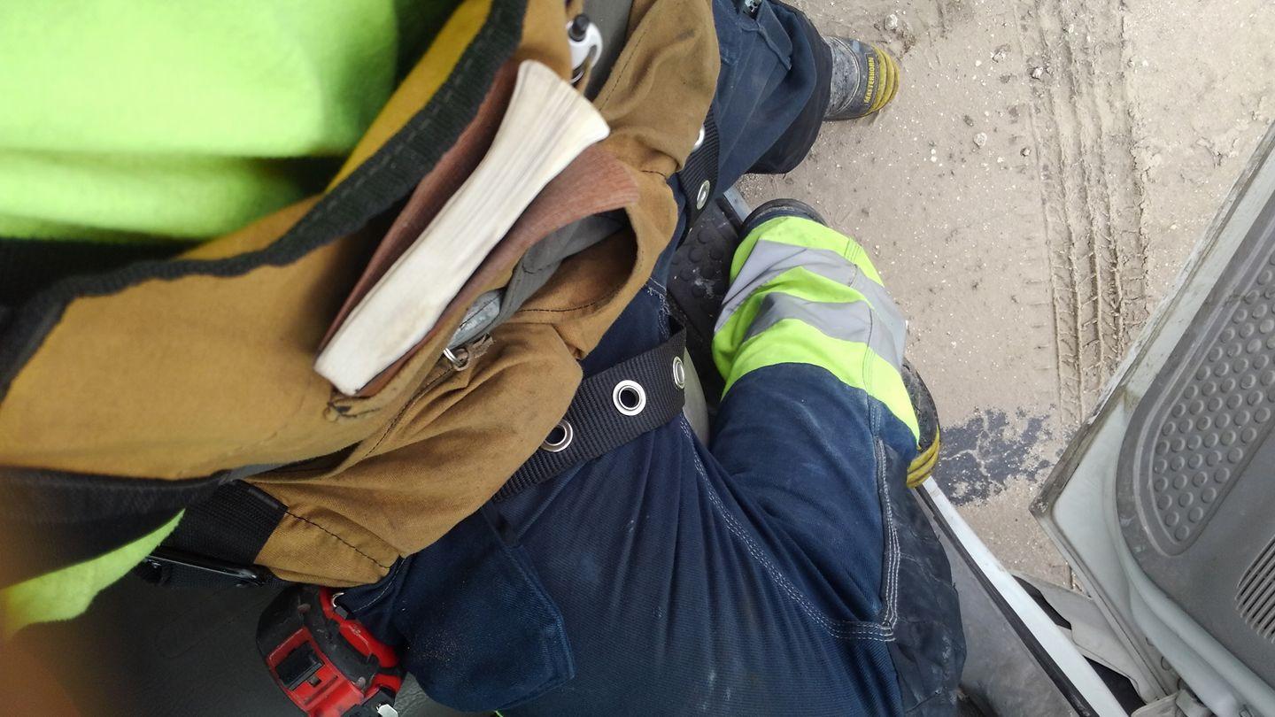 Dickies 16-Pocket Workshop Bib Apron customer photo 1