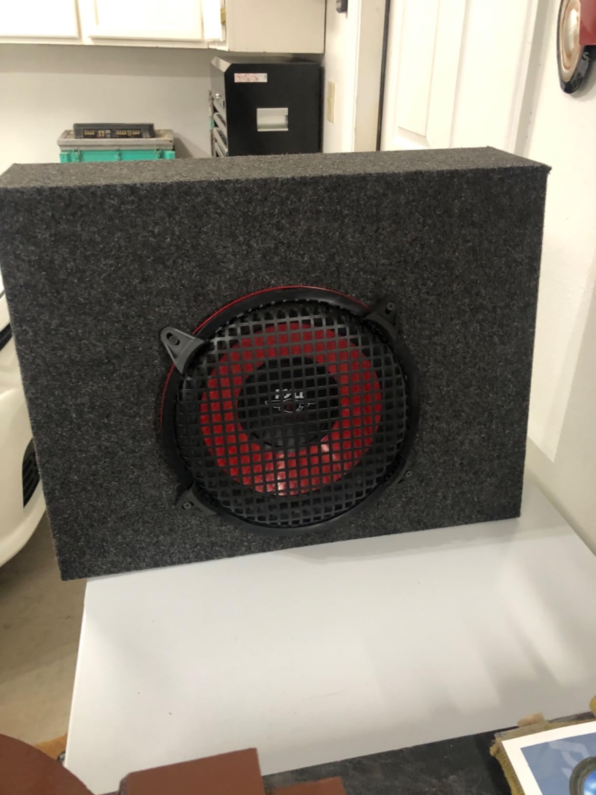 QPower Pack of 2 Single 10-Inch Sealed Subwoofer Boxes, 0.9 Cubic Feet of Airspace Per Box, Solid 5/8-Inch MDF Construction customer photo 1