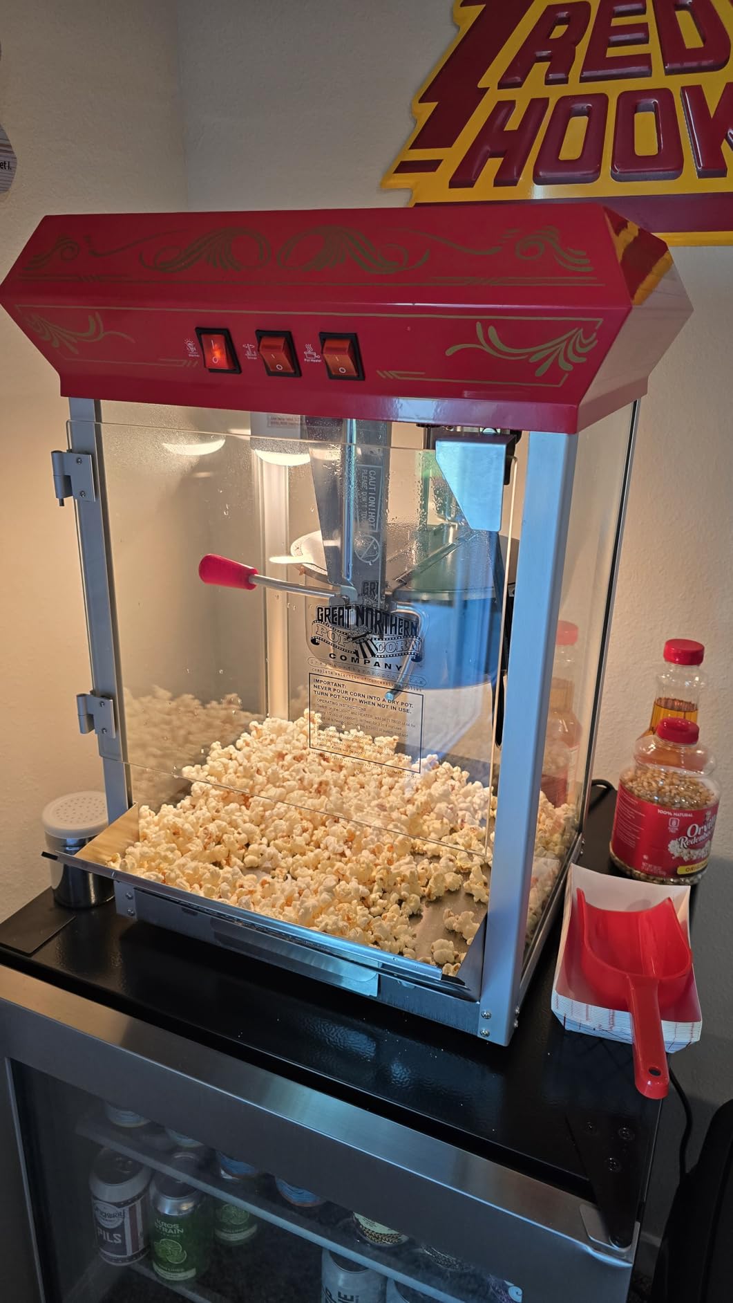 Great Northern Popcorn Good Time 8oz Popcorn Machine, Red customer photo 1