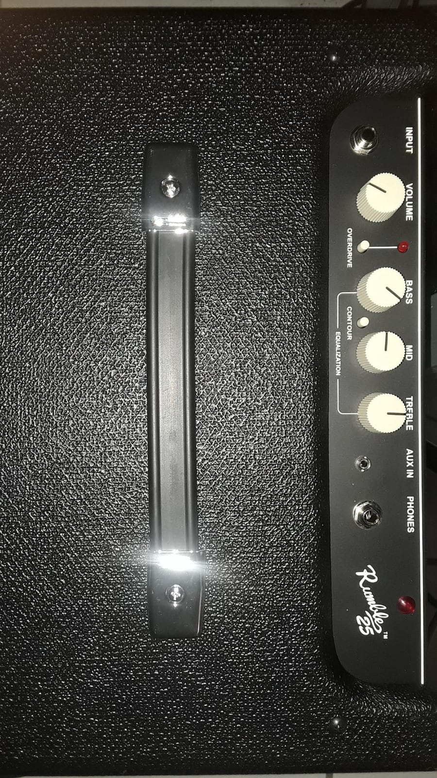 Fender Rumble 25 V3 Bass Guitar Amplifier Combo, 25 Watt with 8