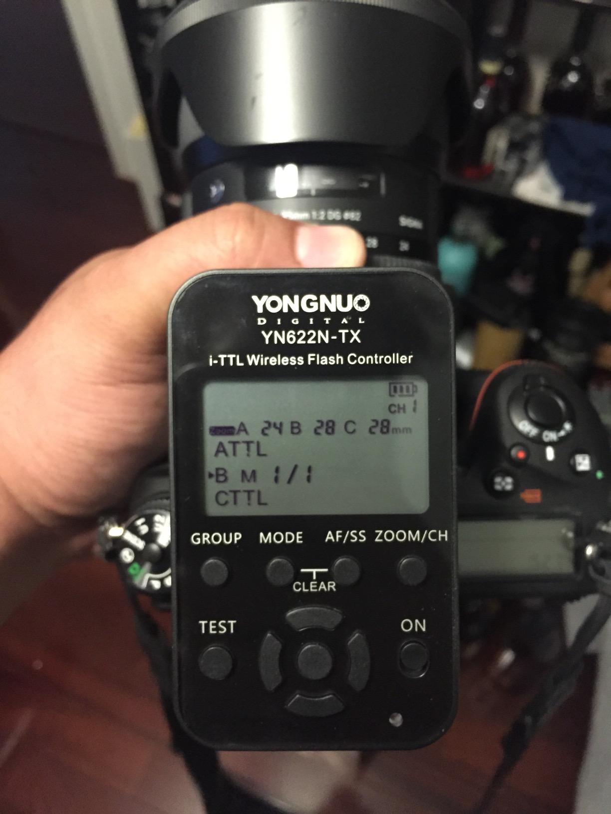 Yongnuo YN622N-TX YN622N TX i-TTL TTL Wireless Flash Controller Wireless Flash Trigger Transceiver for Nikon DSLR Camera customer photo 1