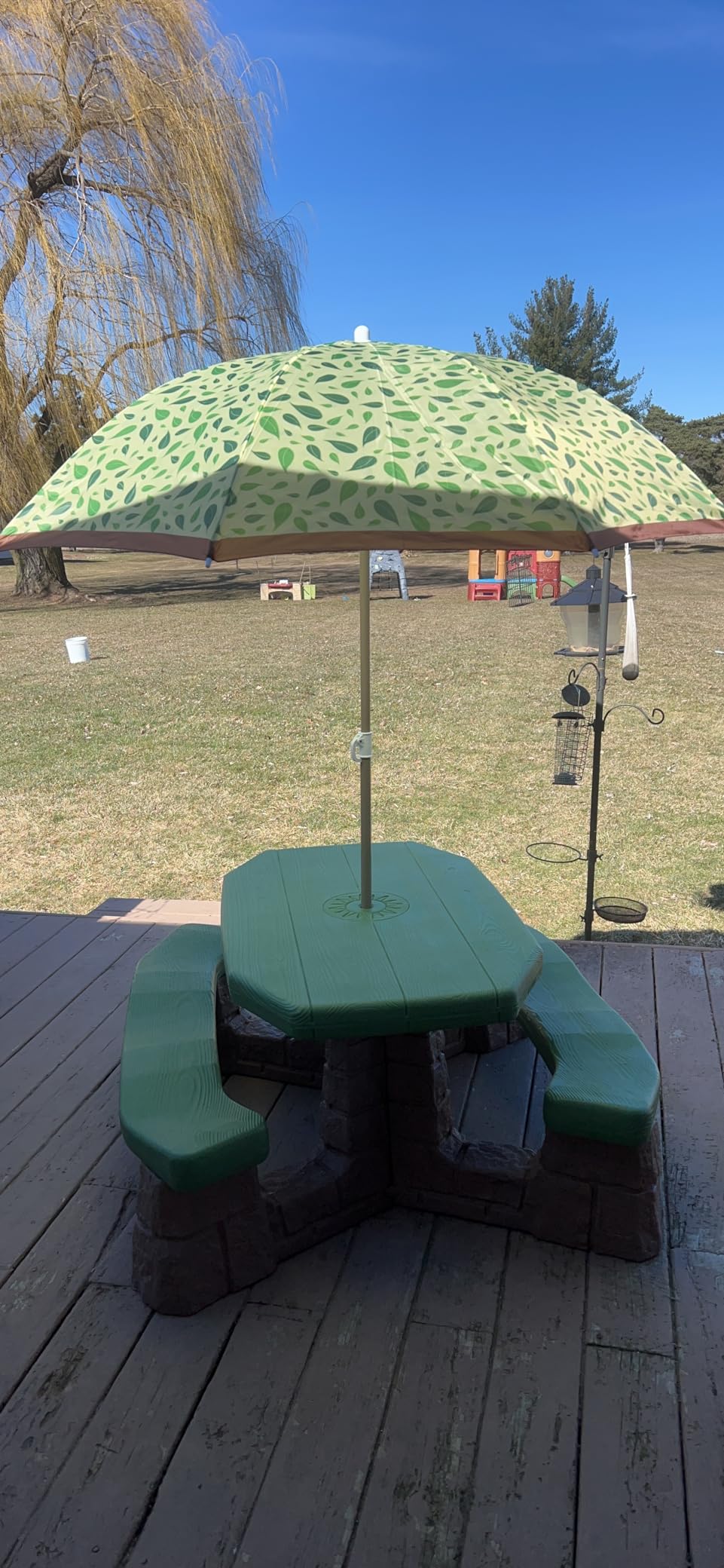 Step2 Naturally Playful Kids Picnic Table with Removable Umbrella, Indoor/Outdoor Toys, Fits 6 Children, Made of Durable Plastic, For Toddlers 3+ Years Old, Blue & Green customer photo 1