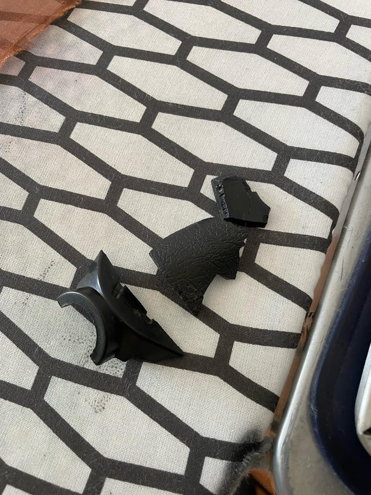 Gravity-Feed Steam Iron ~ Silver star ES-300 customer photo 2