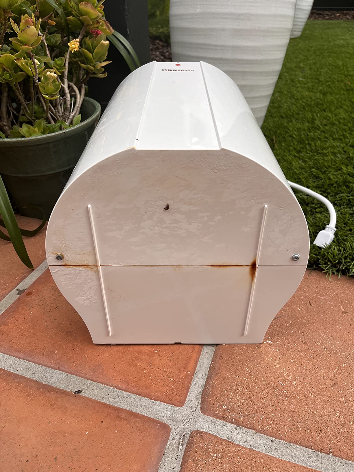 Stiebel Eltron 233219 2.5 Gallon 1300W 120V SHC 2.5 Mini-Tank Electric Water Heater customer photo 1