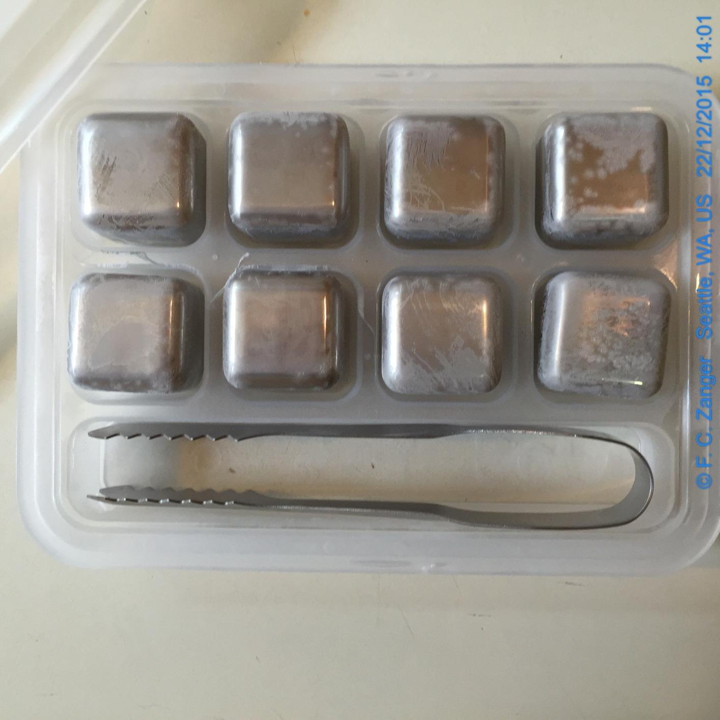 Kollea Whiskey Stones 8-Pack Stainless Steel Chilling Rocks Set, Silver - Food-Grade 304 Stainless Steel Cubes, No Dilution customer photo 2