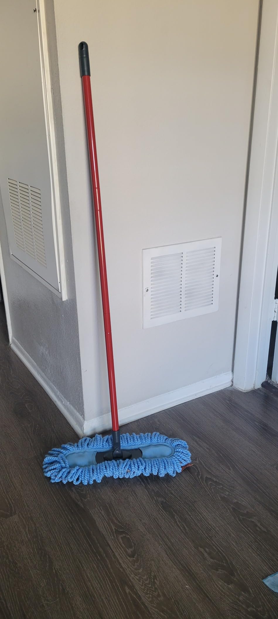 O-Cedar Dual-Action Microfiber Sweeper Dust Mop customer photo 2