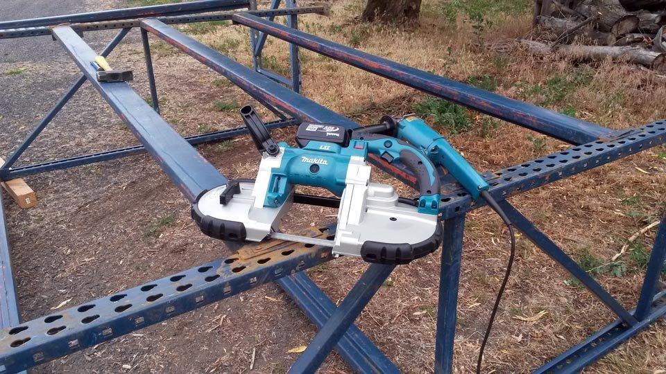 Makita XBP02Z 18V LXT Lithium-Ion Cordless Portable Band Saw, Tool Only customer photo 1