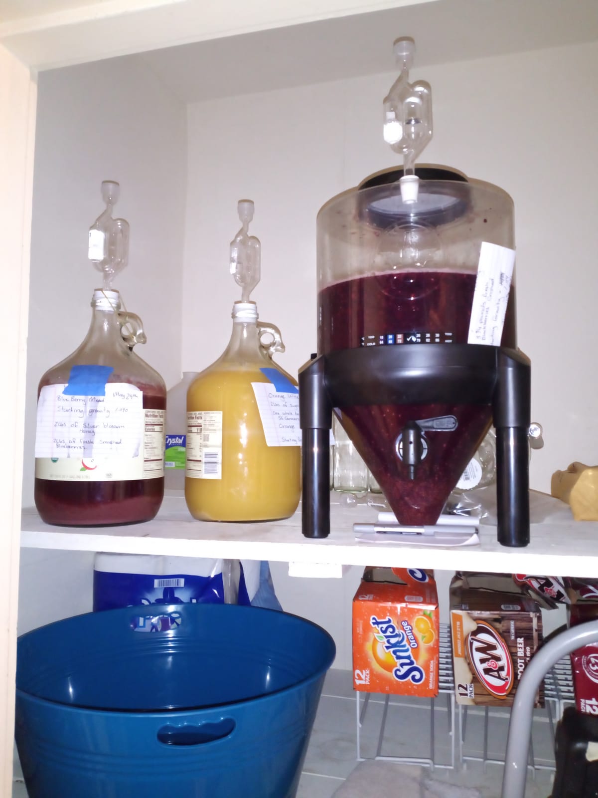 Conical Fermenting System - NO AIRLOCK OR Siphon Required - Made of BPA Free Food Grade Plastic that imparts Zero unwanted Flavors into Your Brew! customer photo 1
