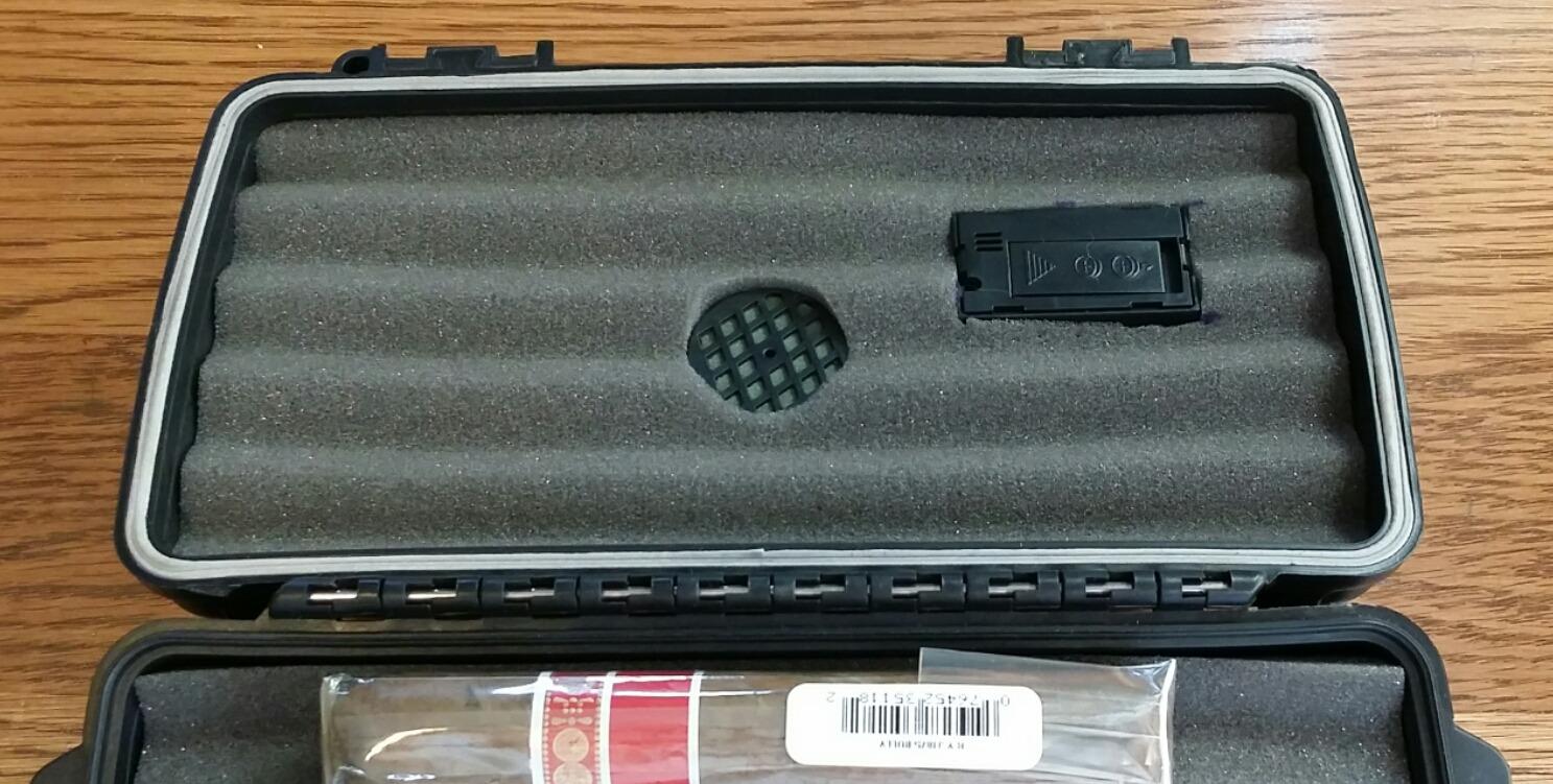 Herf-a-Dor Travel Humidor 15 Cigar Capacity - Durable, Airtight, Crushproof Travel Humidor customer photo 2
