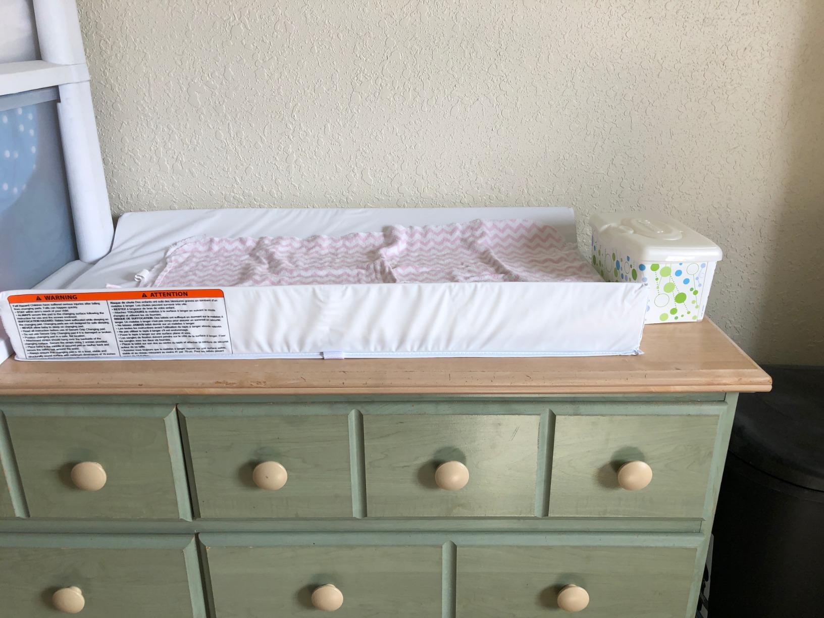 Munchkin Secure Grip Waterproof Baby Changing Pad, 14.75 x 31, White customer photo 1