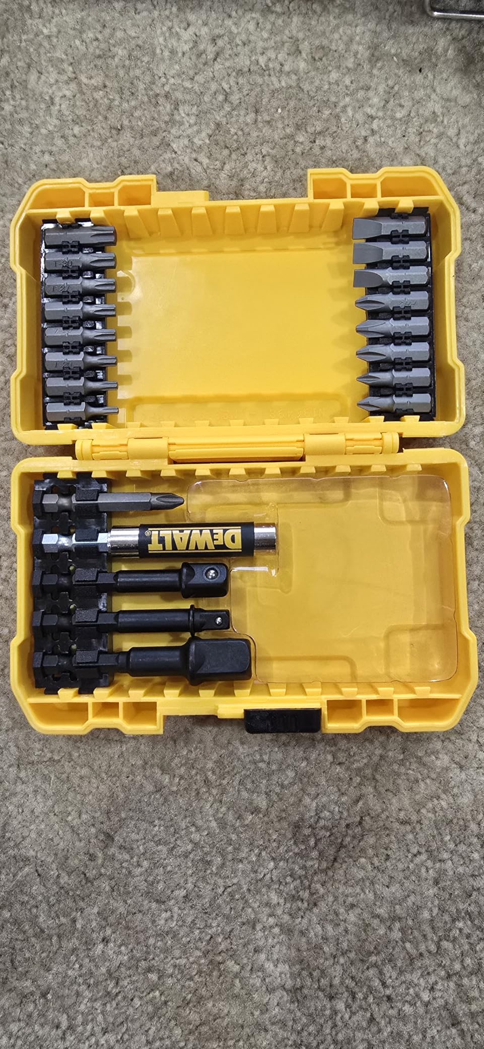 DEWALT Mechanics Tools Kit and Socket Set, 1/4