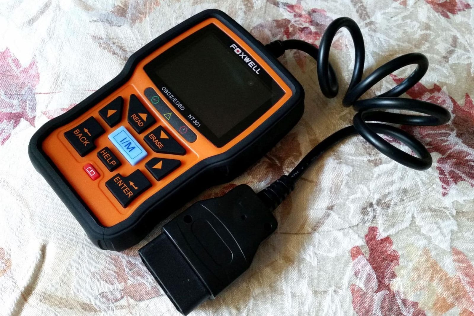 FOXWELL NT301 OBD2 Scanner Live Data Professional Mechanic OBDII Diagnostic Code Reader Tool for Check Engine Light customer photo 2