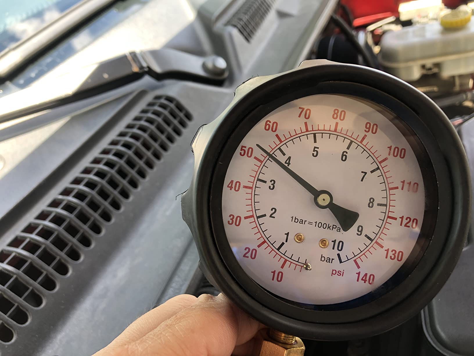 BETOOLL 0-140PSI Fuel Injector Injection Pump Pressure Tester Gauge Kit Car Tools (Master) customer photo 2