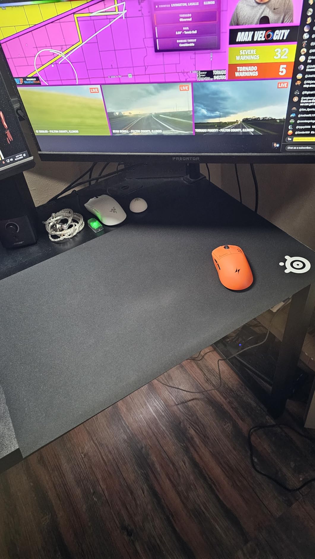 SteelSeries QcK Gaming Mouse Pad - XXL Thick Cloth - Sized to Cover Desks customer photo 1