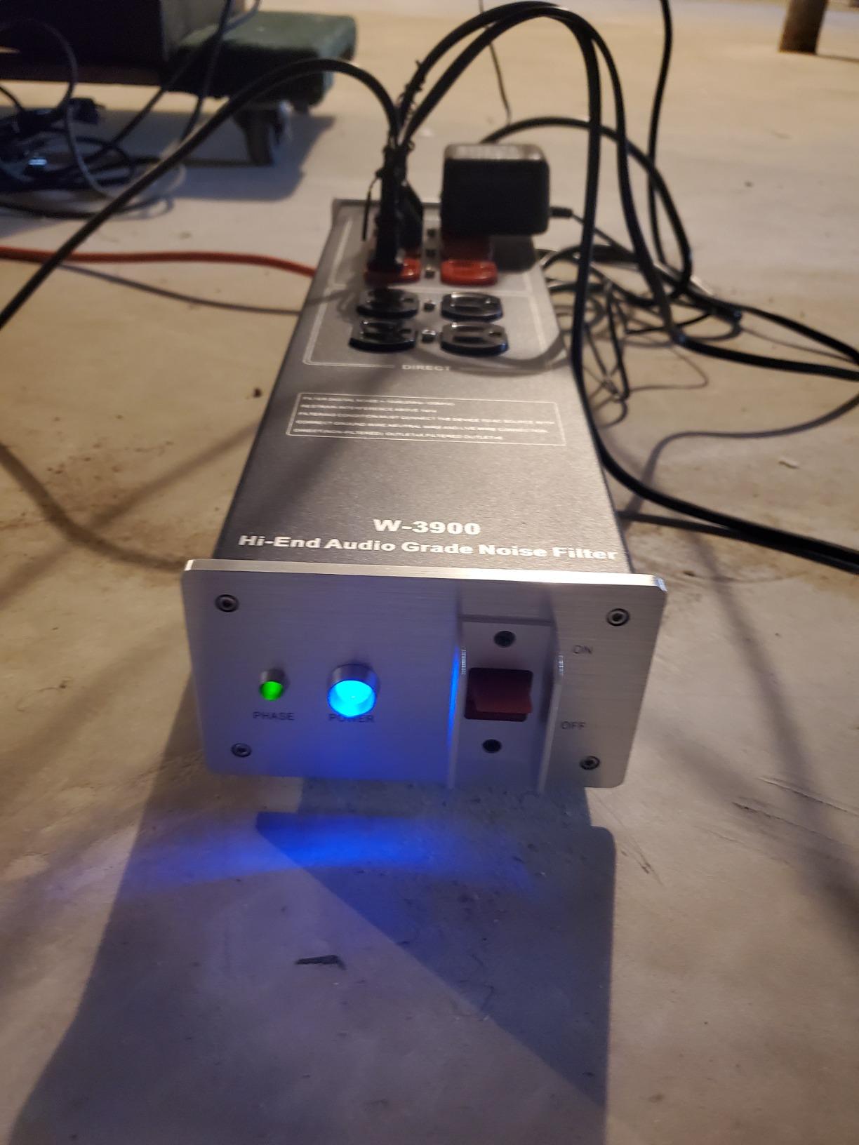 AC Power Filter Power Conditioner - WAudio AC Power Purifier with Surge Protector, Grey customer photo 1
