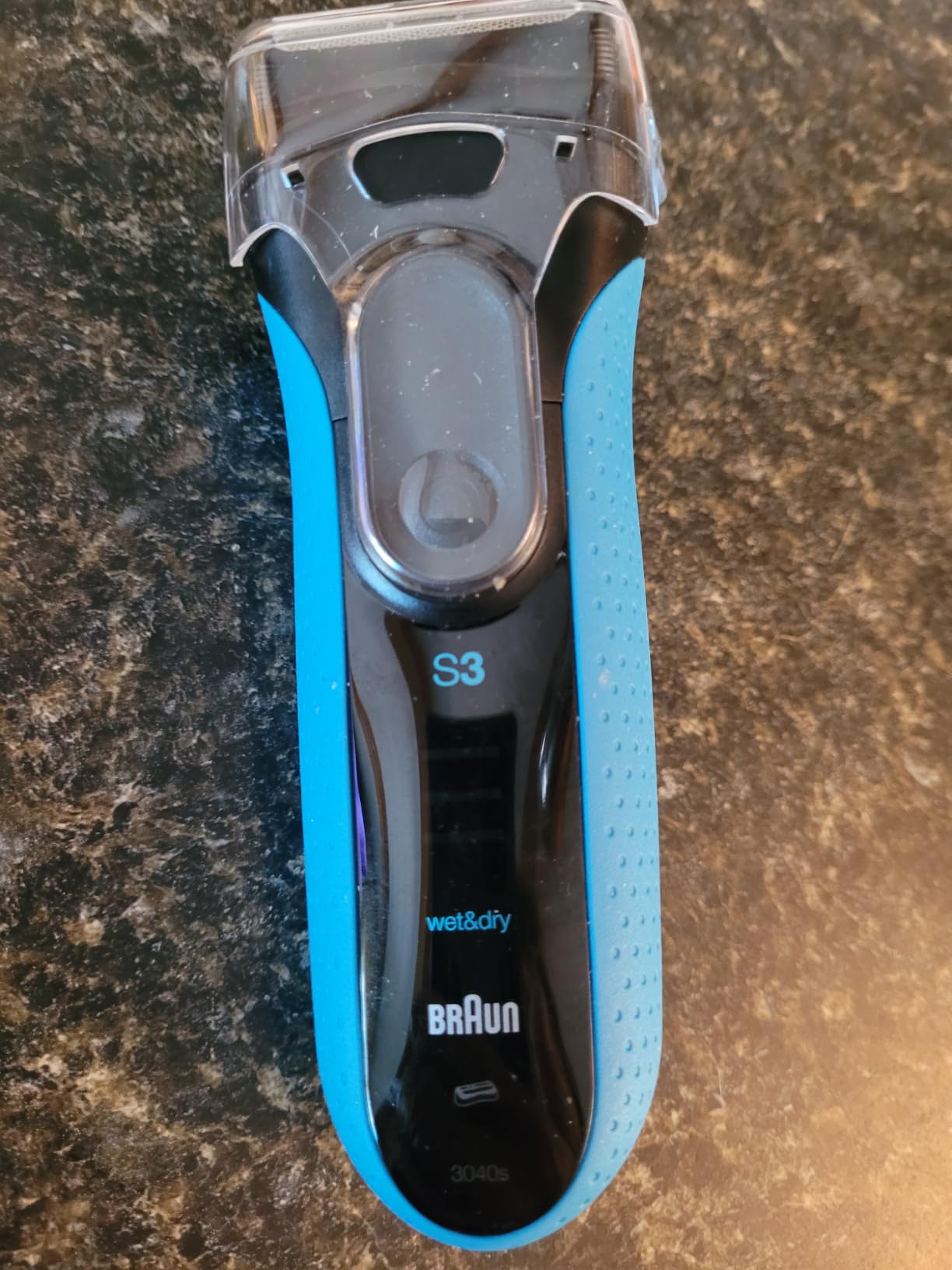 Braun Electric Series 3 Razor with Precision Trimmer, Rechargeable, Wet & Dry Foil Shaver for Men, 45 Minute Runtime, MicroComb and Long Hair Trimmer, Protects Skin from Nicks & Cuts customer photo 2