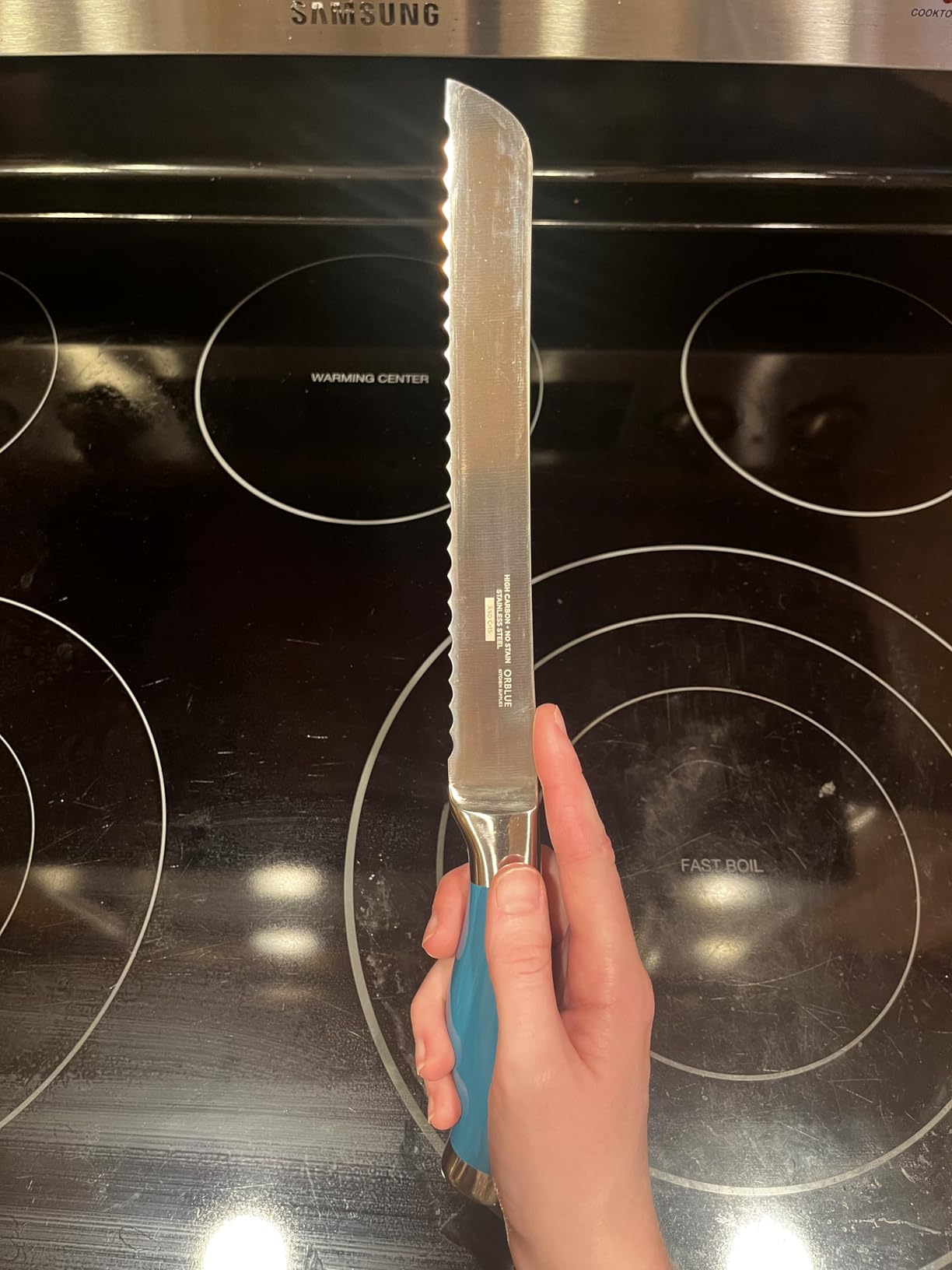 Orblue Serrated Bread Knife with Upgraded Stainless Steel Razor Sharp Wavy Edge - Bread Cutter Ideal for Slicing Homemade Bagels, Cake (8-Inch Blade with 5-Inch Handle) customer photo 2