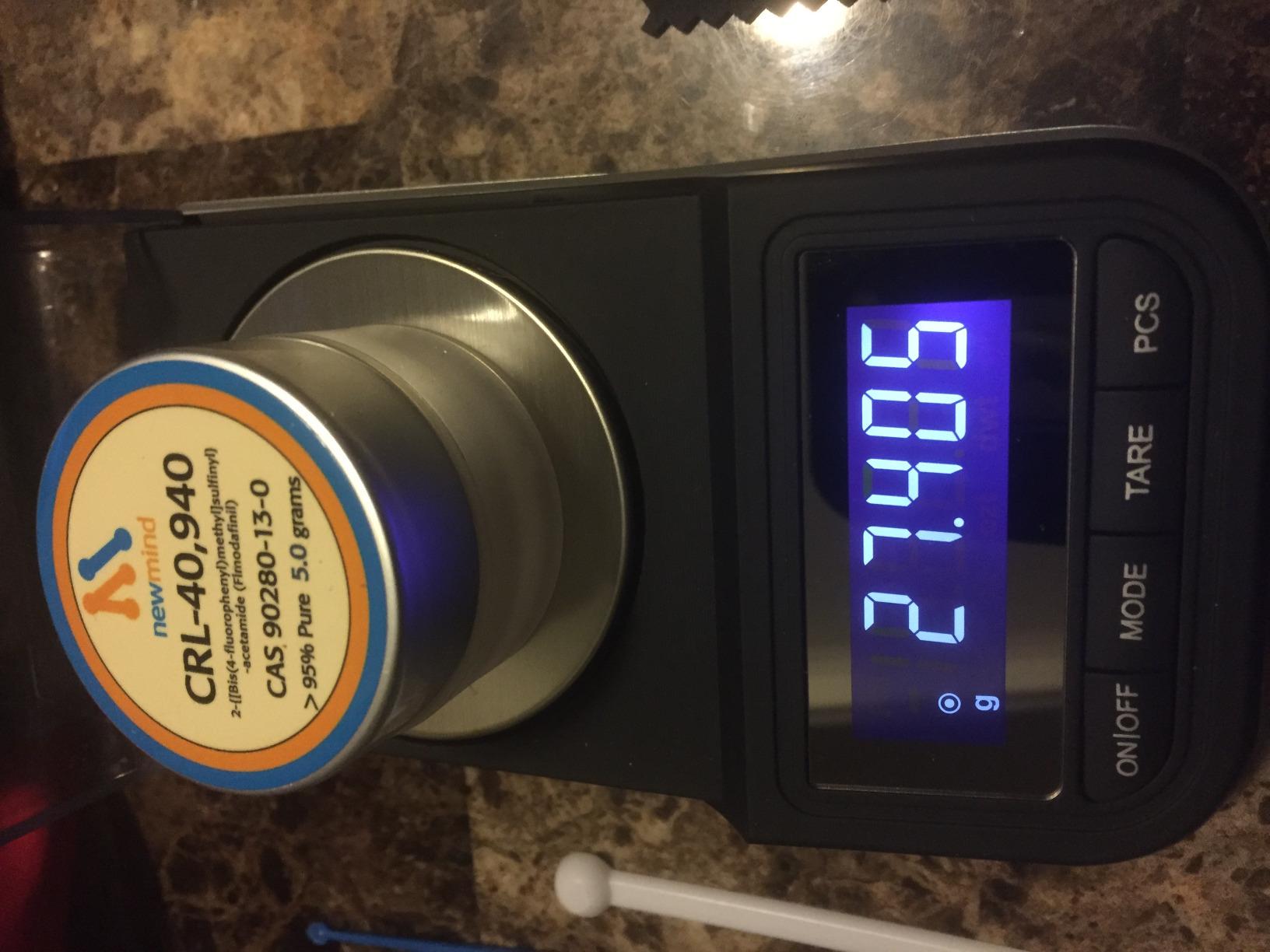 Smart Weigh 50g x 0.001 Grams, Premium High Precision Digital Milligram Scale, Includes Tweezers, Calibration Weights, Three Weighing Pans and Case customer photo 2