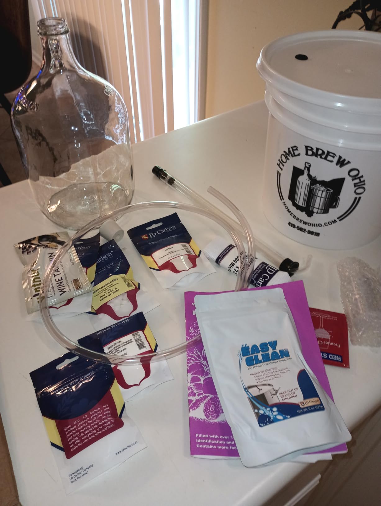 Home Brew Ohio Upgraded 1 Gallon Wine from Fruit Kit - Includes Mini Auto-Siphon customer photo 2